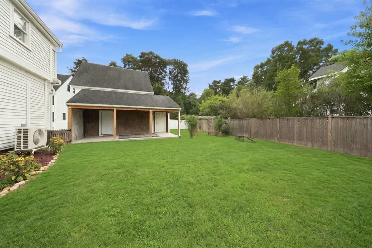 Single Family Residence at 383 Pond Street, Weymouth MA 02190, Weymouth, photo 31 of 36