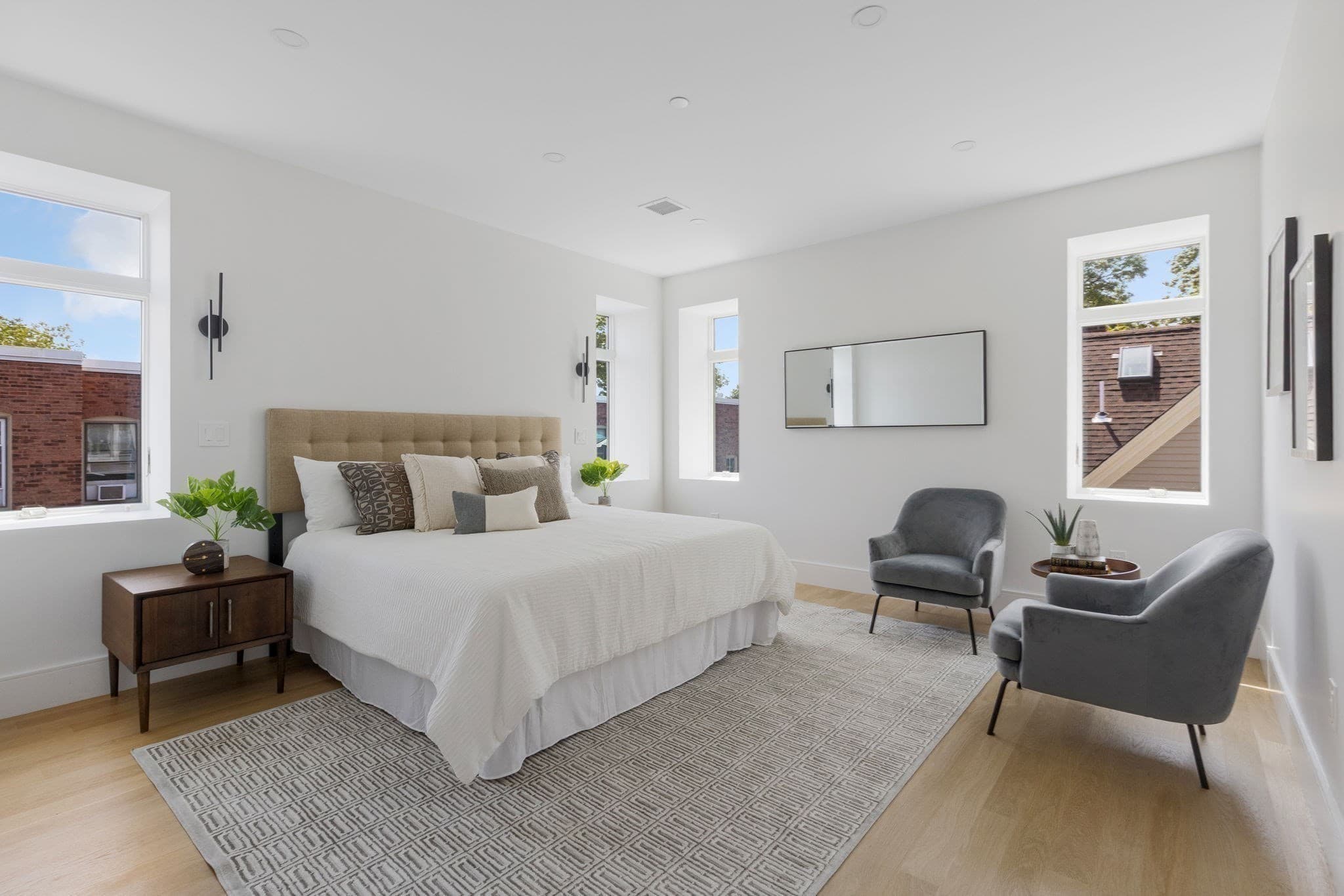 Condominium at 24 Auburn PH, Brookline MA 02446, Brookline, photo 7 of 16