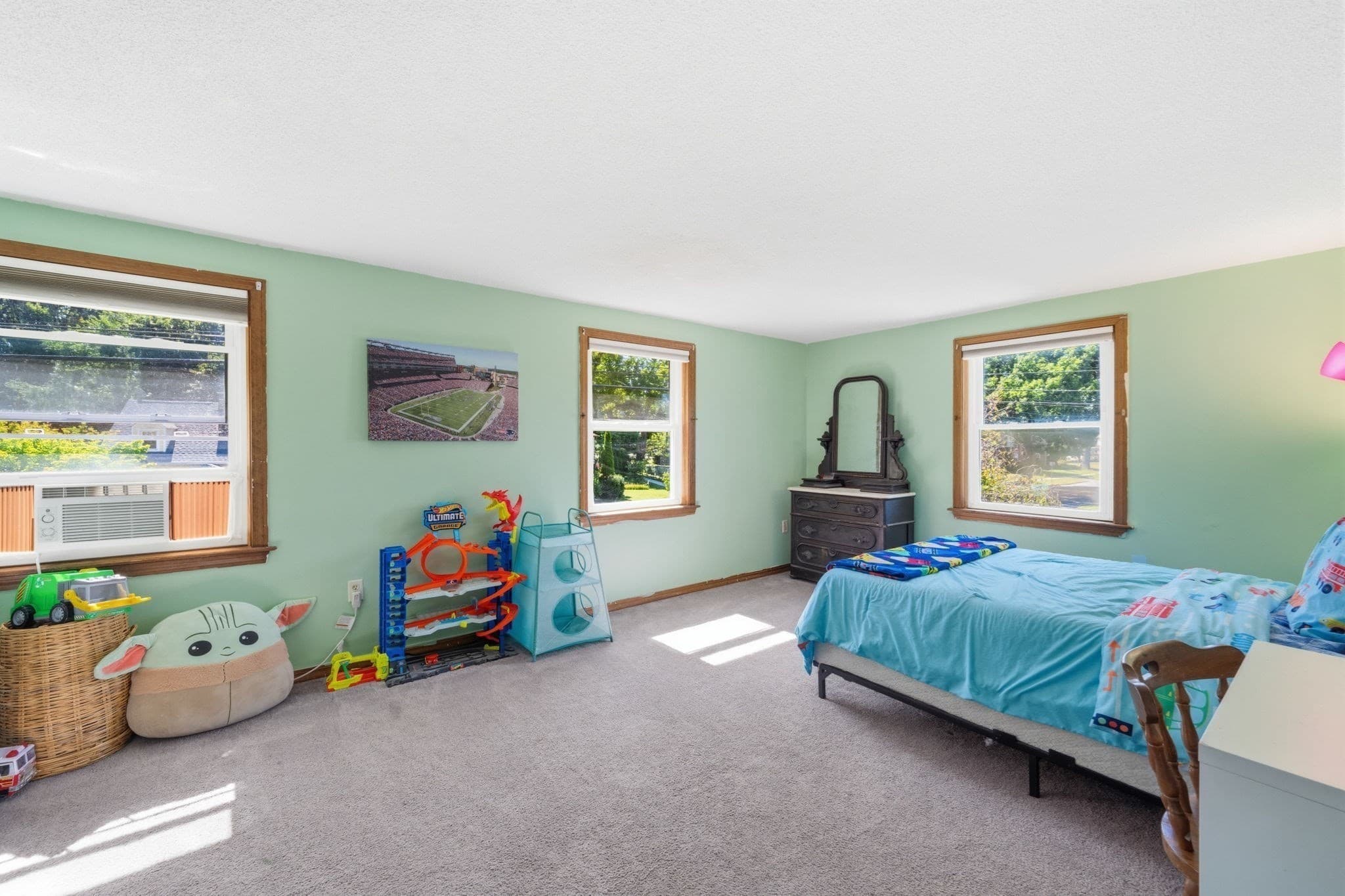 Single Family Residence at 380 Plumtree Rd, Springfield MA 01118, Springfield, photo 27 of 42