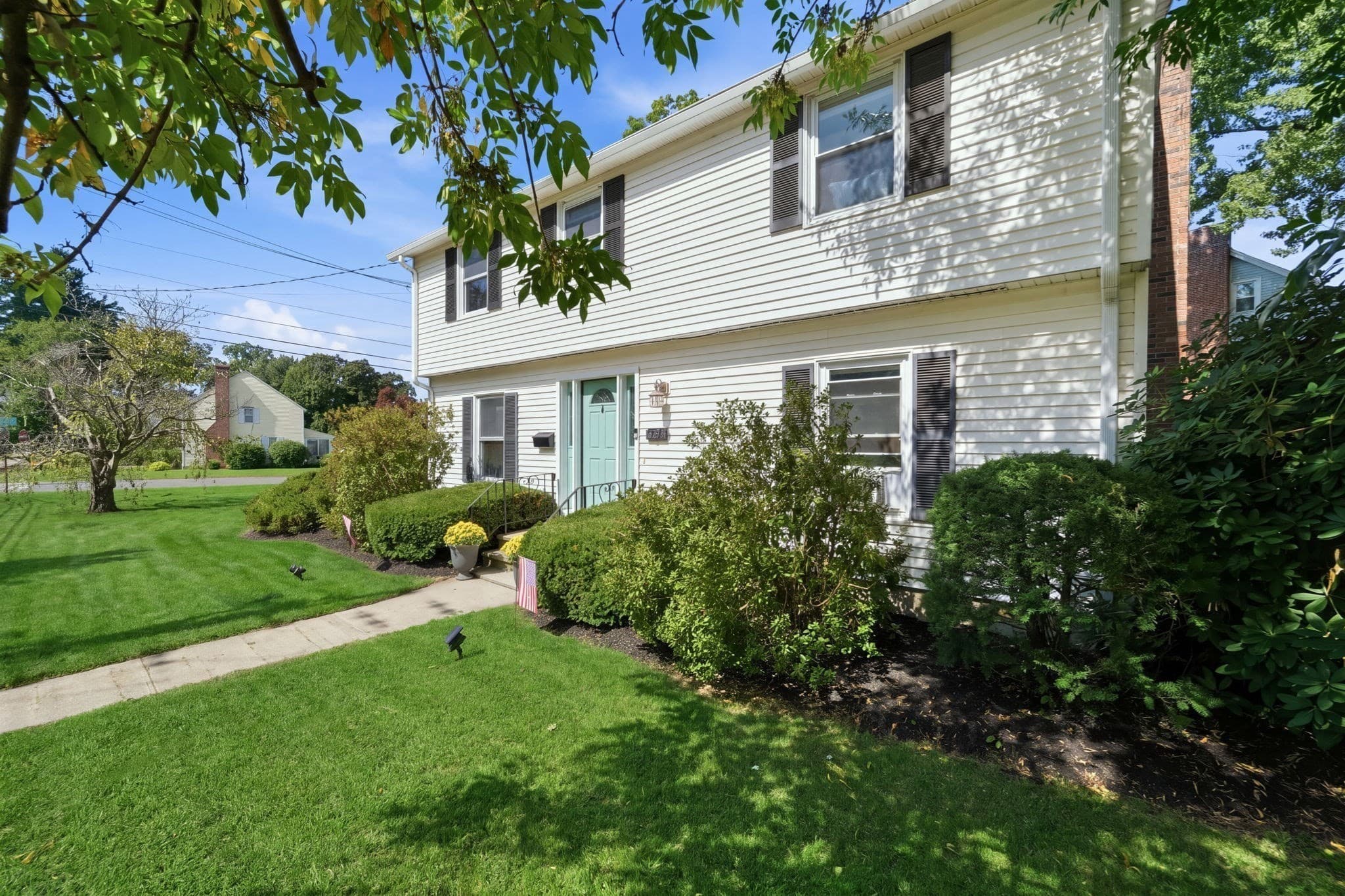 Single Family Residence at 380 Plumtree Rd, Springfield MA 01118, Springfield, photo 41 of 42