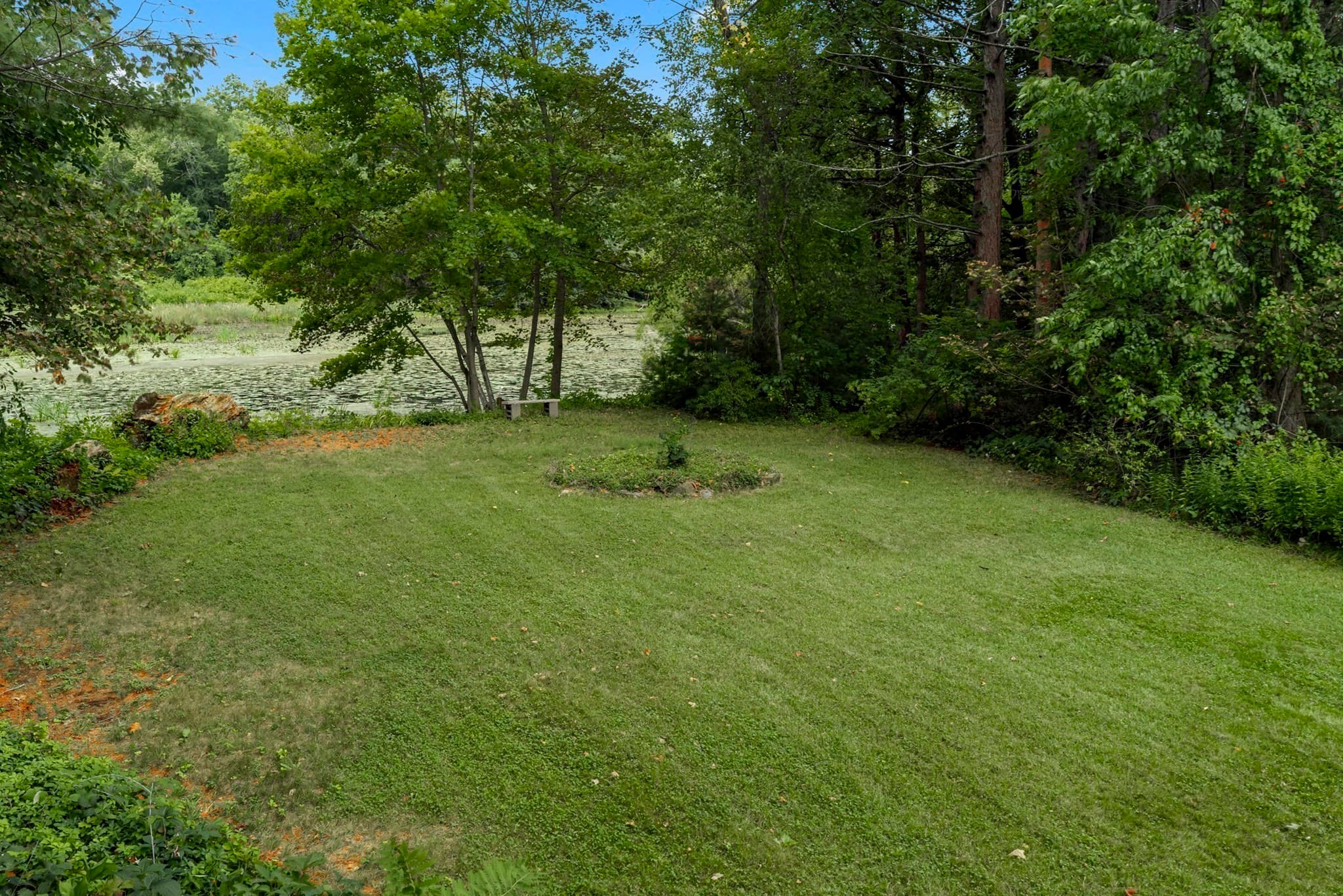 Single Family Residence at 26 Nelson Pl, Worcester MA 01605, Worcester, photo 5 of 42