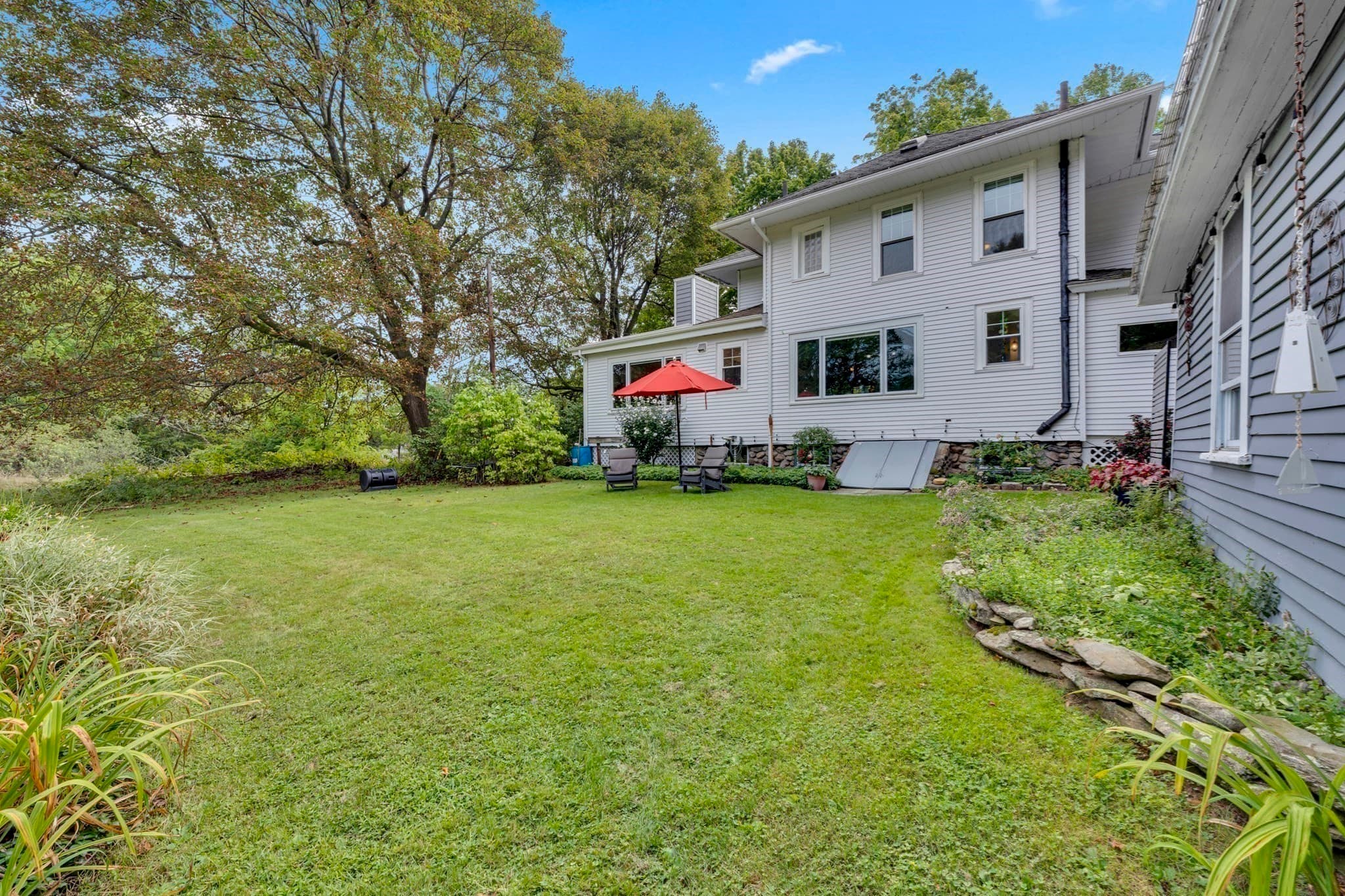 Single Family Residence at 26 Nelson Pl, Worcester MA 01605, Worcester, photo 39 of 42