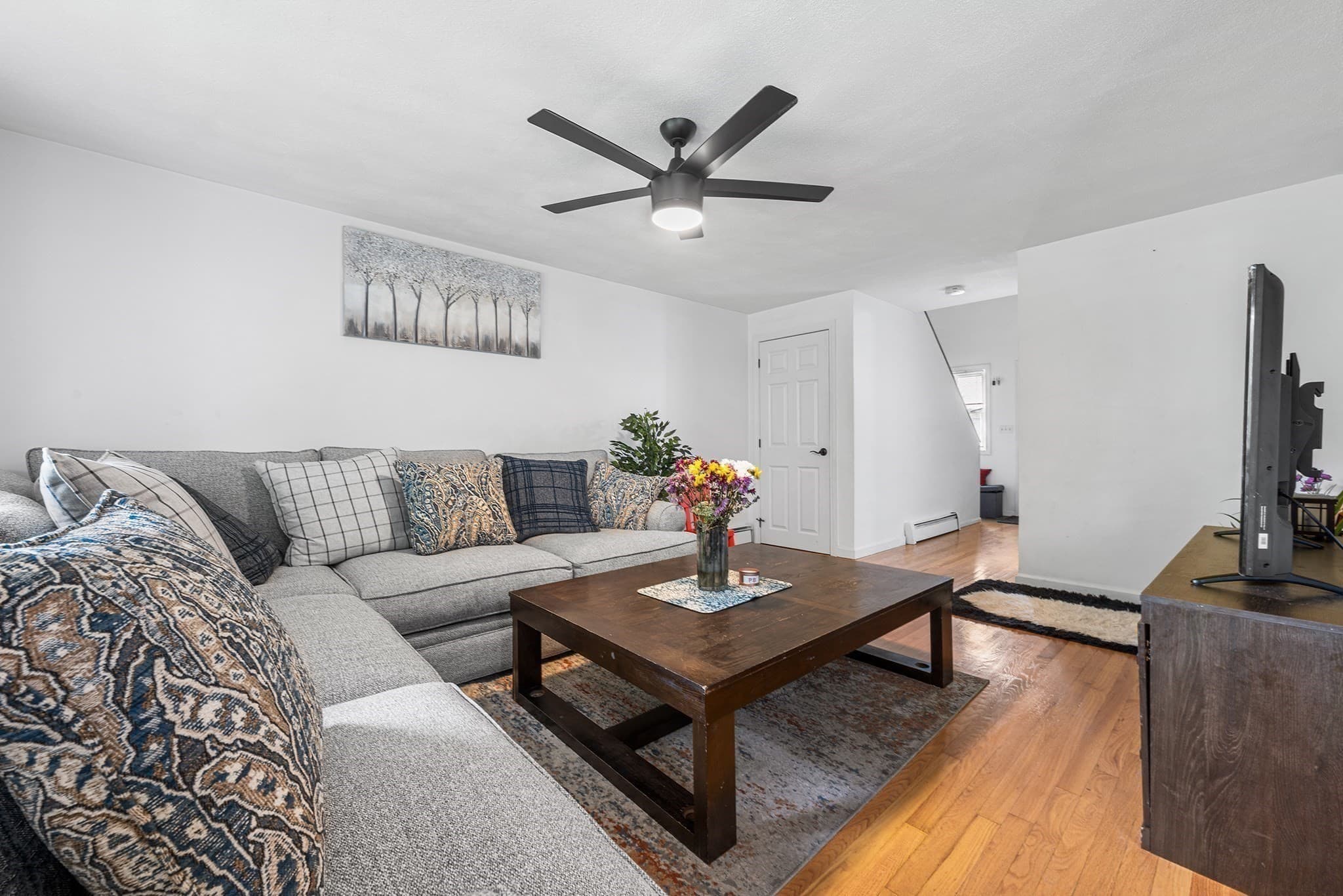 Condominium at 37 Decarolis Dr # 37, Tewksbury MA 01876, Tewksbury, photo 5 of 22