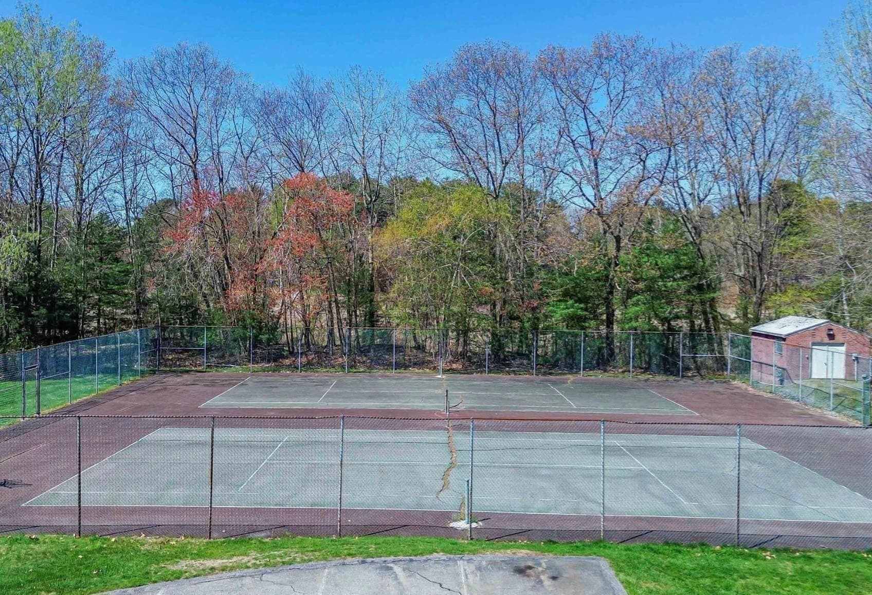 Condominium at 37 Decarolis Dr # 37, Tewksbury MA 01876, Tewksbury, photo 18 of 22
