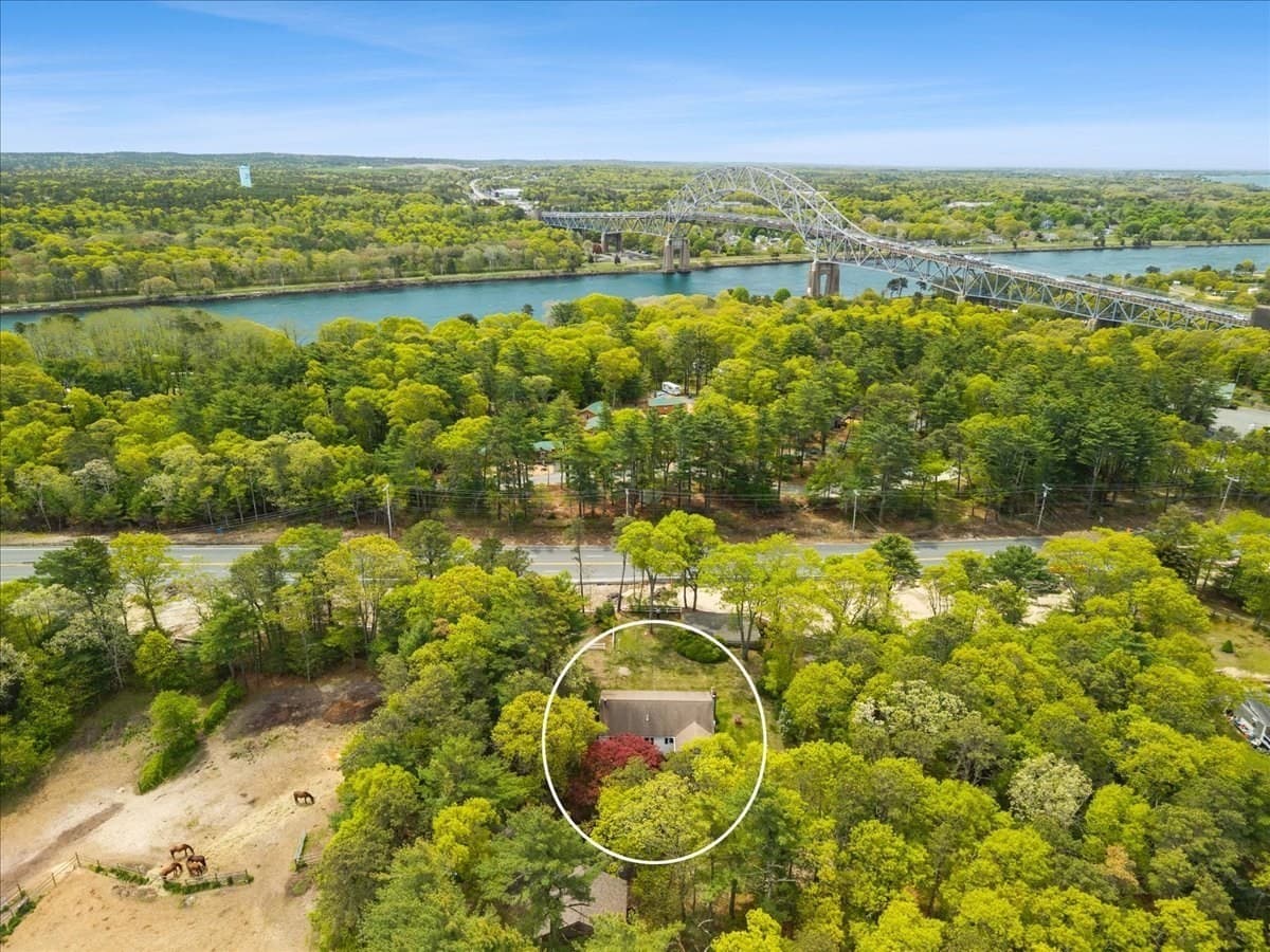 Single Family Residence at 391 Scenic Hwy, Bourne MA 02532, Bourne, photo 6 of 42