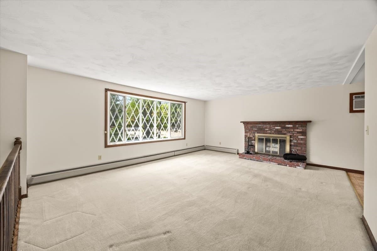 Single Family Residence at 391 Scenic Hwy, Bourne MA 02532, Bourne, photo 13 of 42