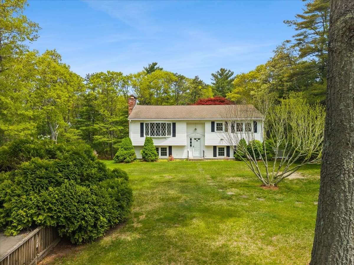 Single Family Residence at 391 Scenic Hwy, Bourne MA 02532, Bourne, photo 4 of 42