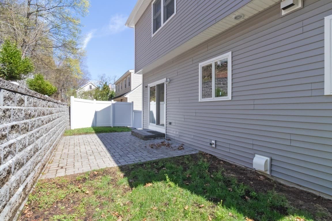 Single Family Residence at 20 College Farm Rd, Waltham MA 02451, Waltham, photo 26 of 30
