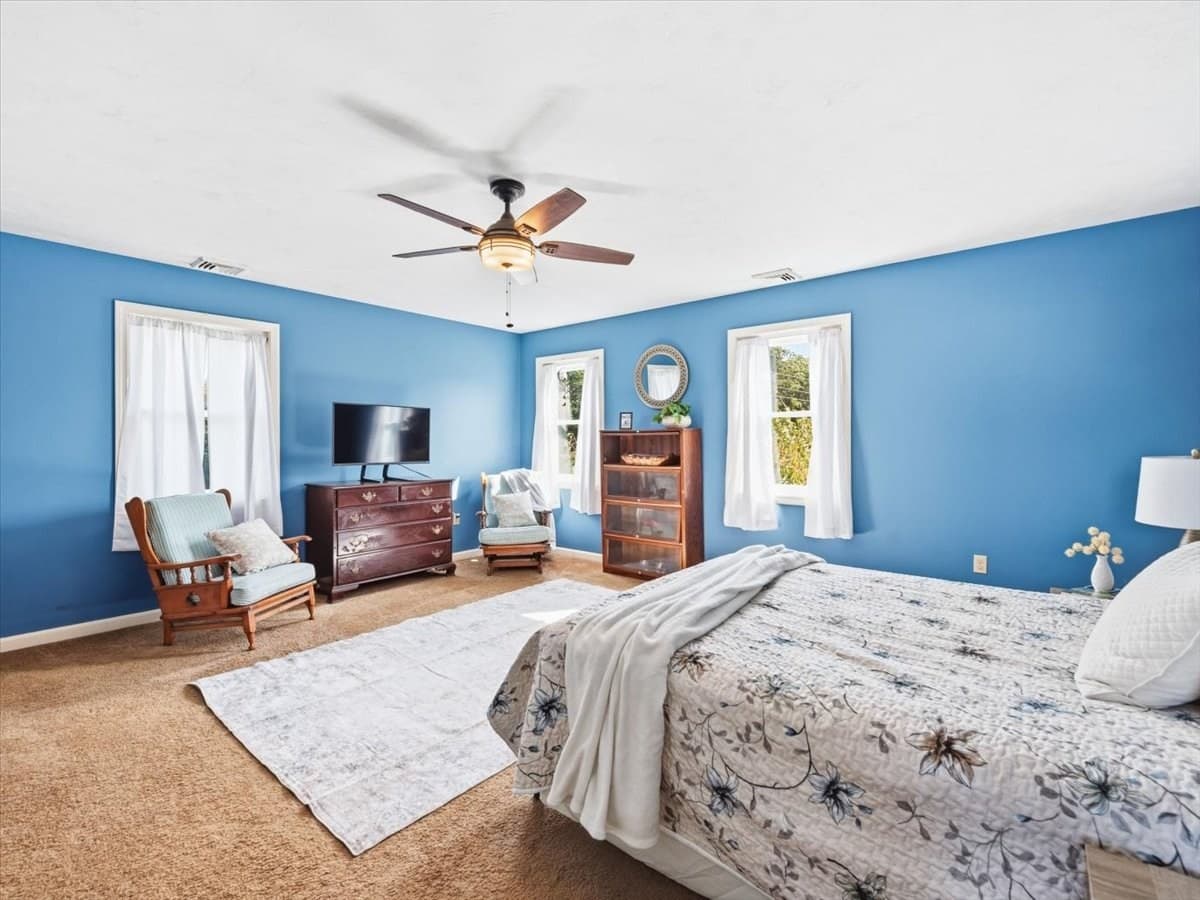 Single Family Residence at 130 Winslow Avenue, Somerset MA 02726, Somerset, photo 20 of 42
