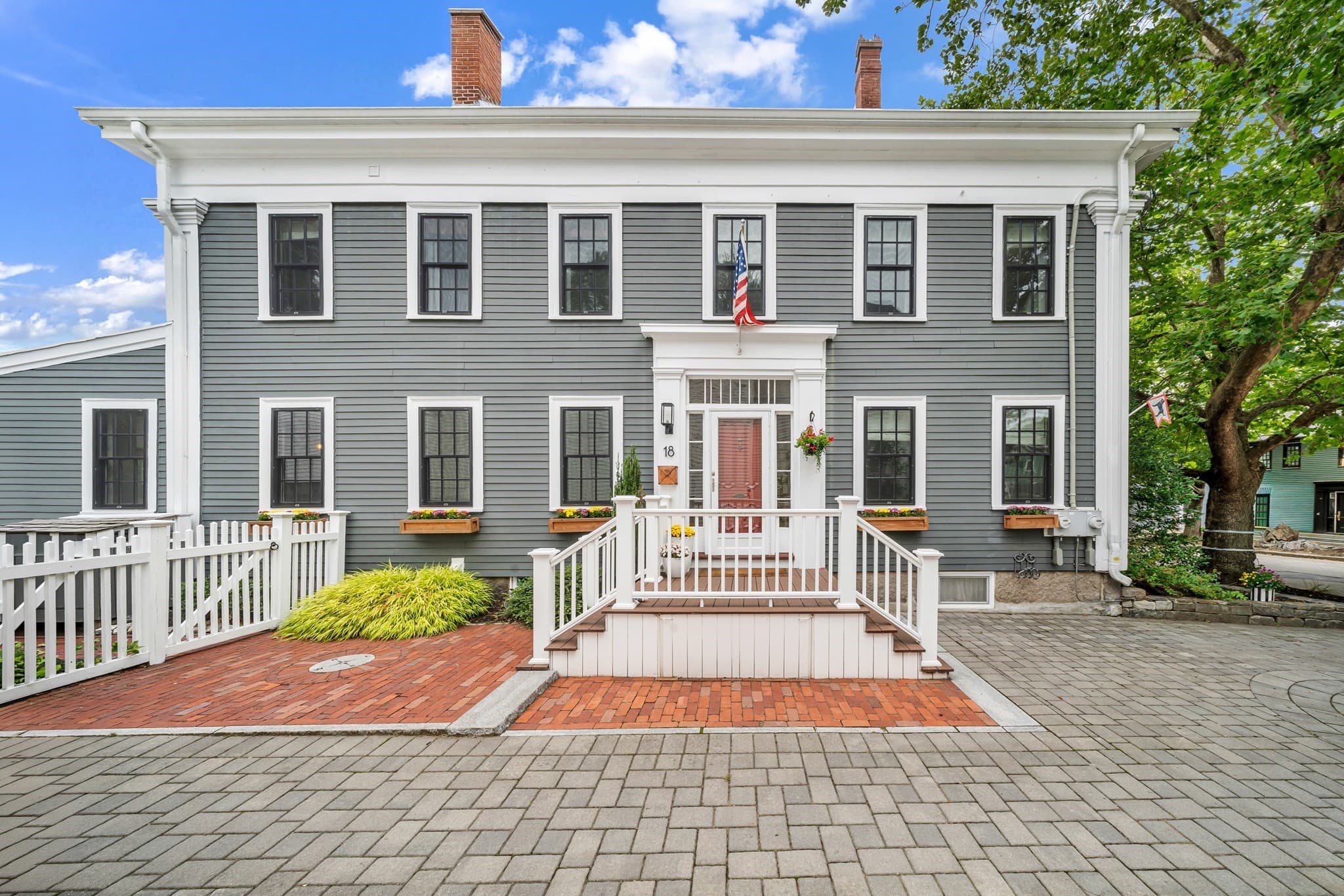18 Broad St, Newburyport MA 01950