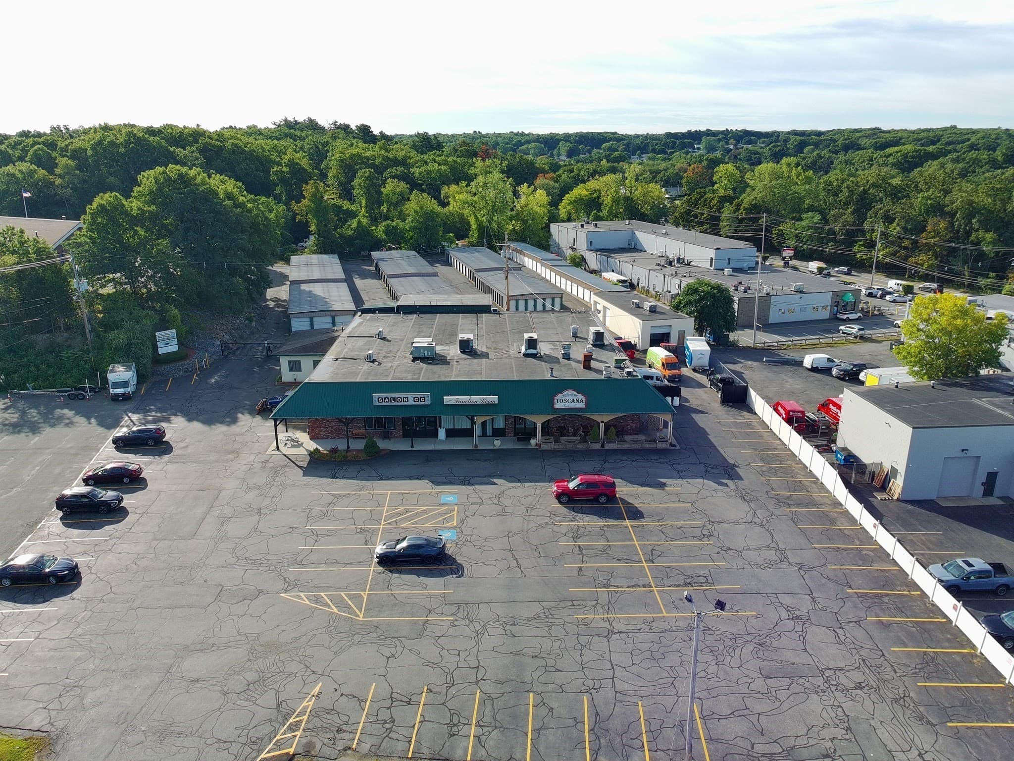 3 Bourbon St, Peabody MA 01960