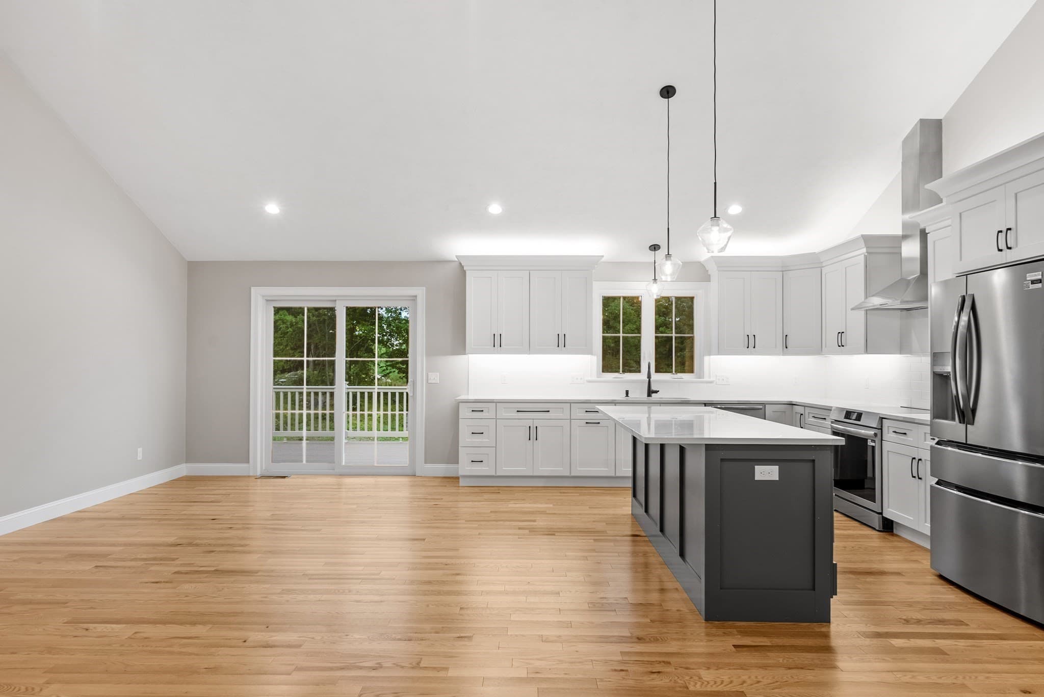 Single Family Residence at 262 Glenwood Rd, Rutland MA 01543, Rutland, photo 6 of 28