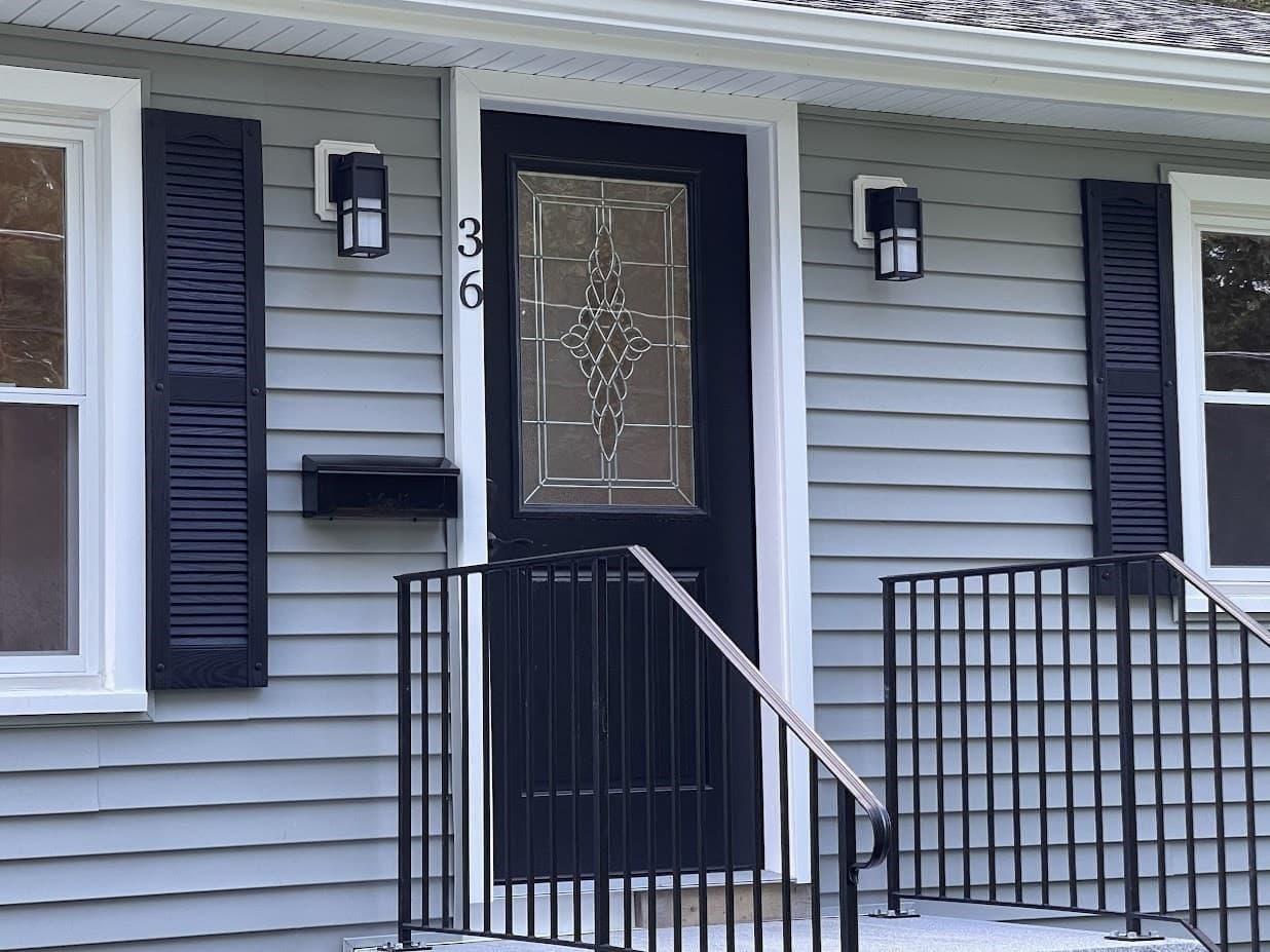 Single Family Residence at 36 Stuart Ave, Leominster MA 01453, Leominster, photo 5 of 26