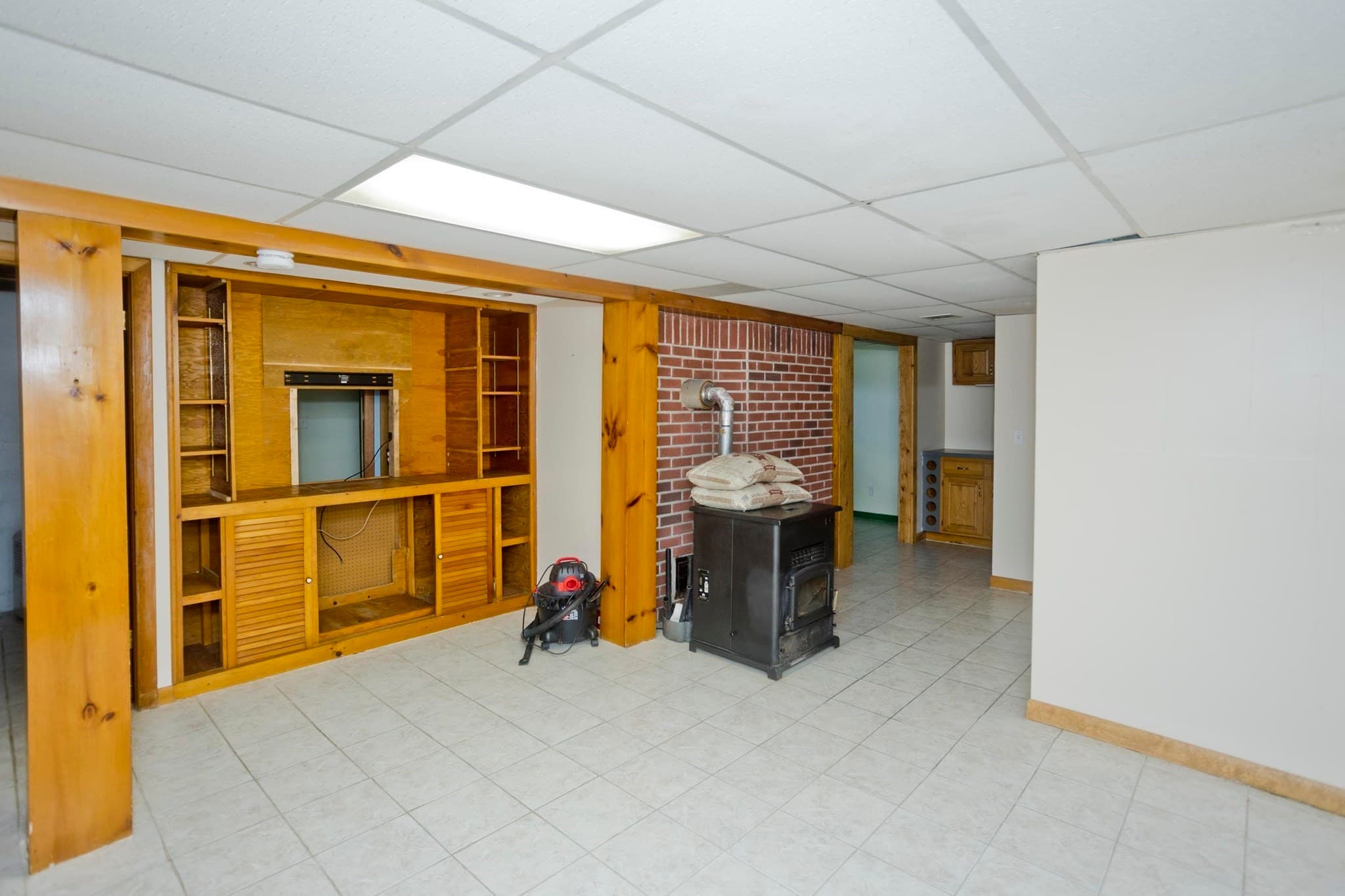 Single Family Residence at 14 Philip St, Ludlow MA 01056, Ludlow, photo 32 of 42