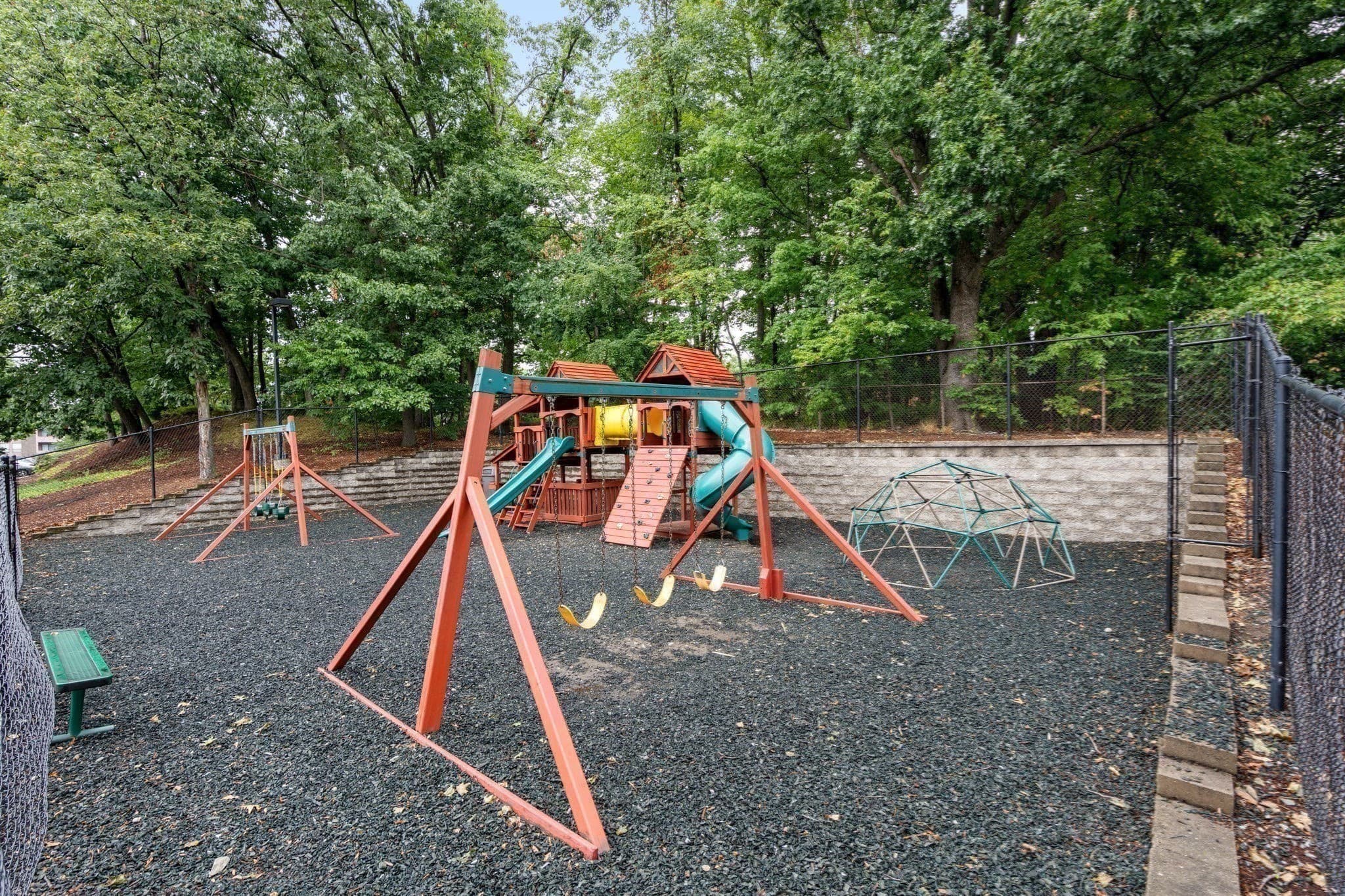 Condominium at 64 Shrewsbury Green Dr, Shrewsbury MA 01545, Shrewsbury, photo 17 of 23
