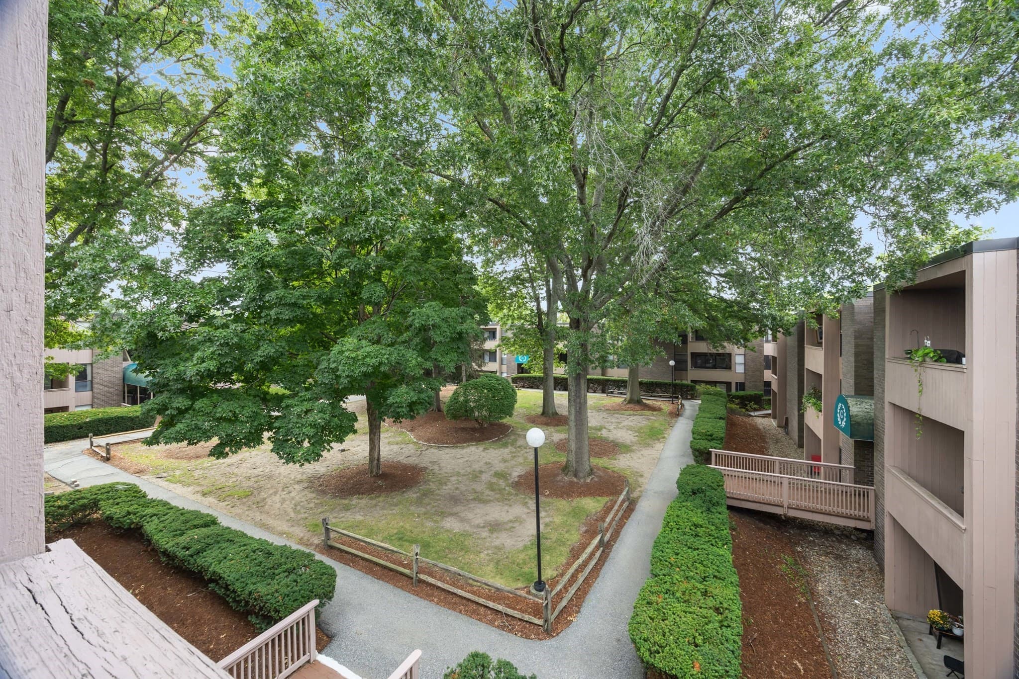 Condominium at 10 Shrewsbury Green Dr # I, Shrewsbury MA 01545, Shrewsbury, photo 28 of 33