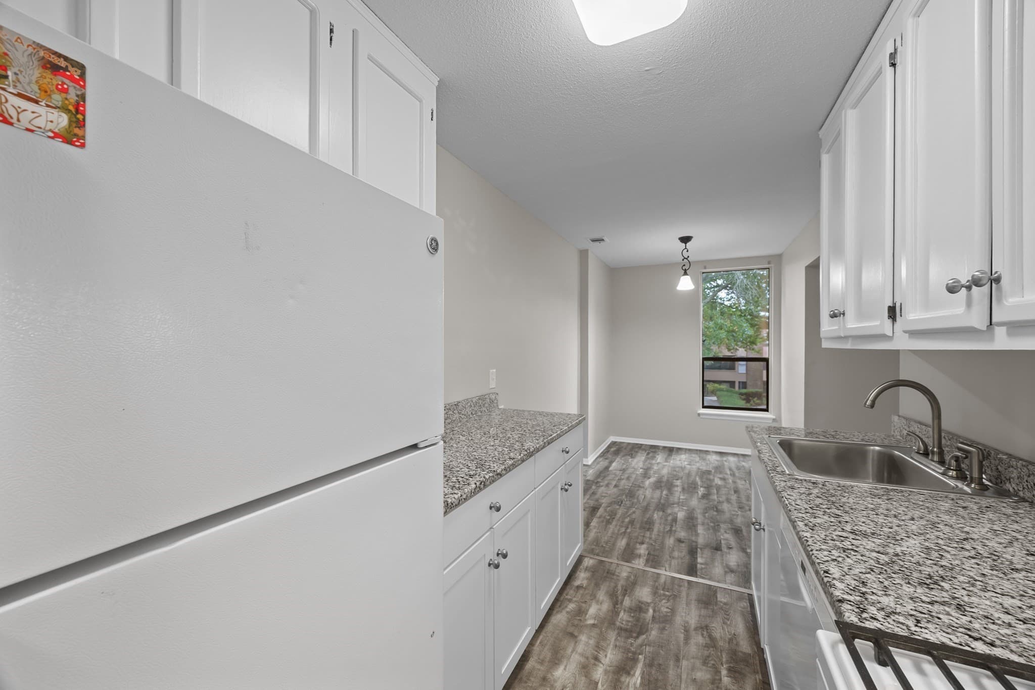 Condominium at 10 Shrewsbury Green Dr # I, Shrewsbury MA 01545, Shrewsbury, photo 5 of 33