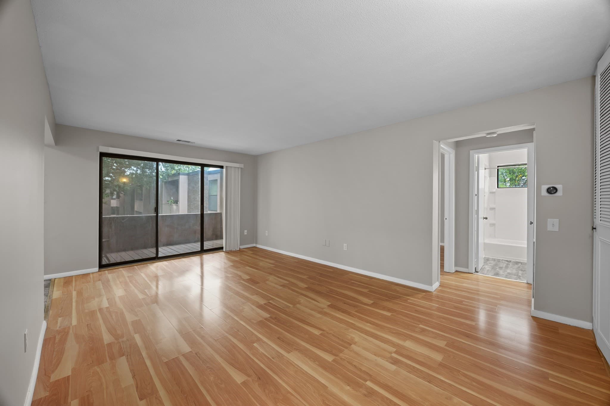 Condominium at 10 Shrewsbury Green Dr # I, Shrewsbury MA 01545, Shrewsbury, photo 11 of 33