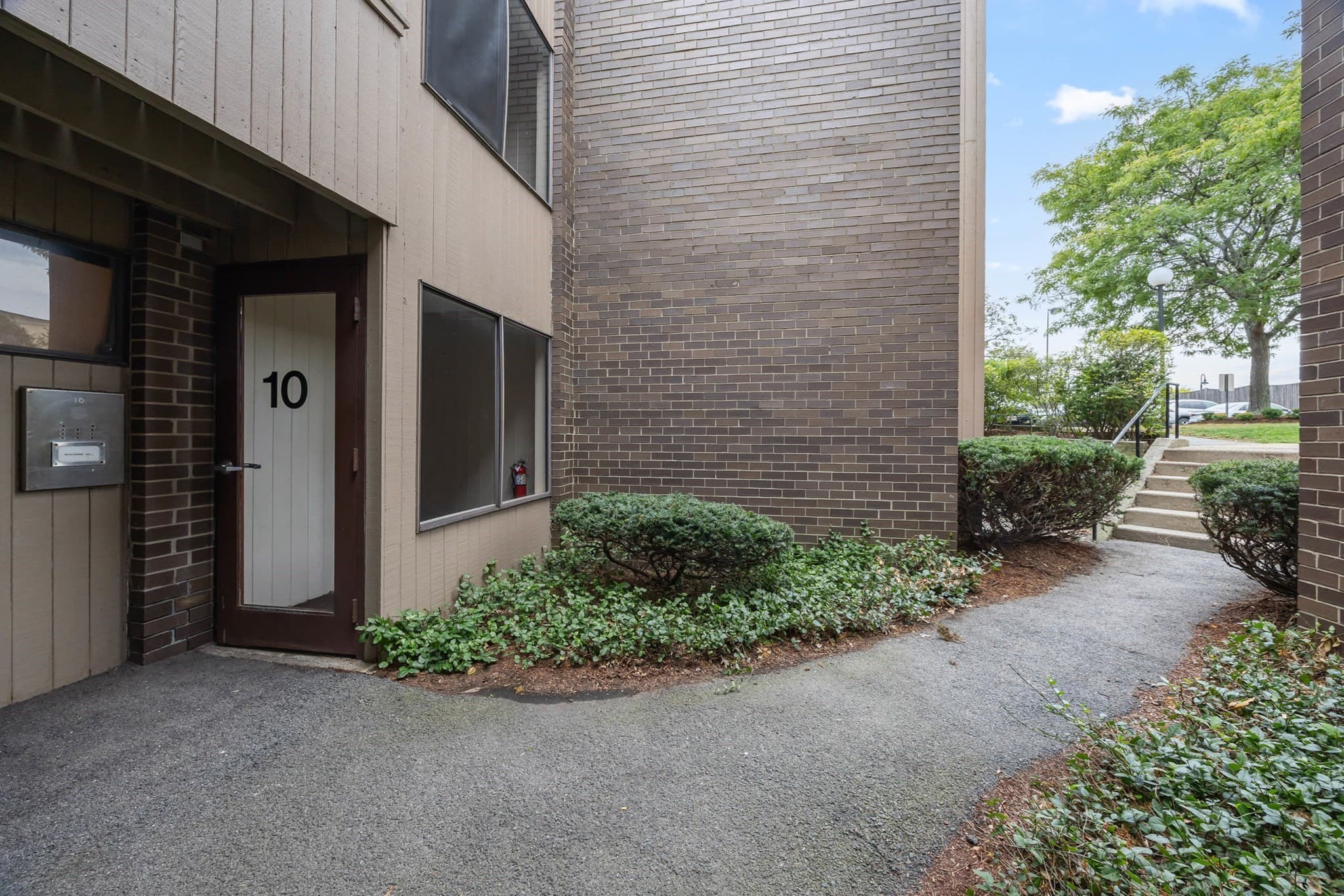 Condominium at 10 Shrewsbury Green Dr # I, Shrewsbury MA 01545, Shrewsbury, photo 29 of 33