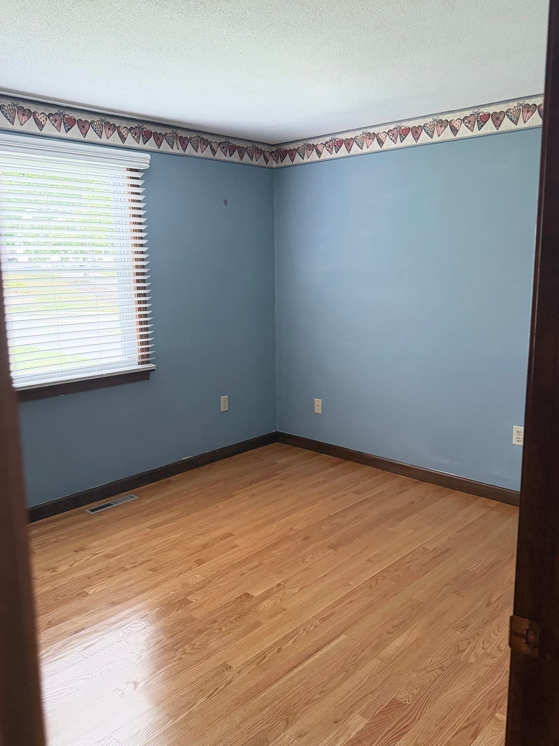 Single Family Residence at 79 Porter Rd, East Longmeadow MA 01028, East Longmeadow, photo 26 of 42