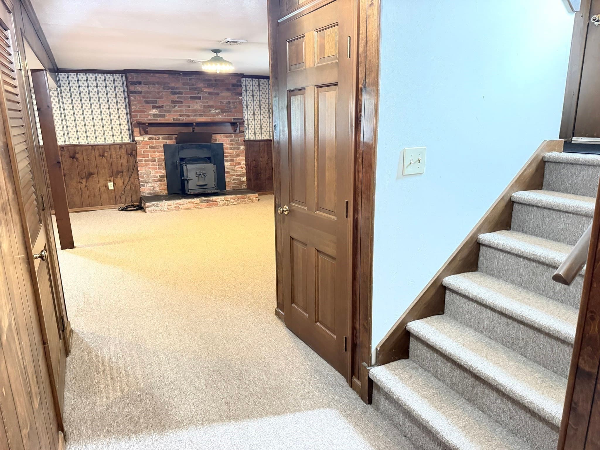 Single Family Residence at 79 Porter Rd, East Longmeadow MA 01028, East Longmeadow, photo 32 of 42