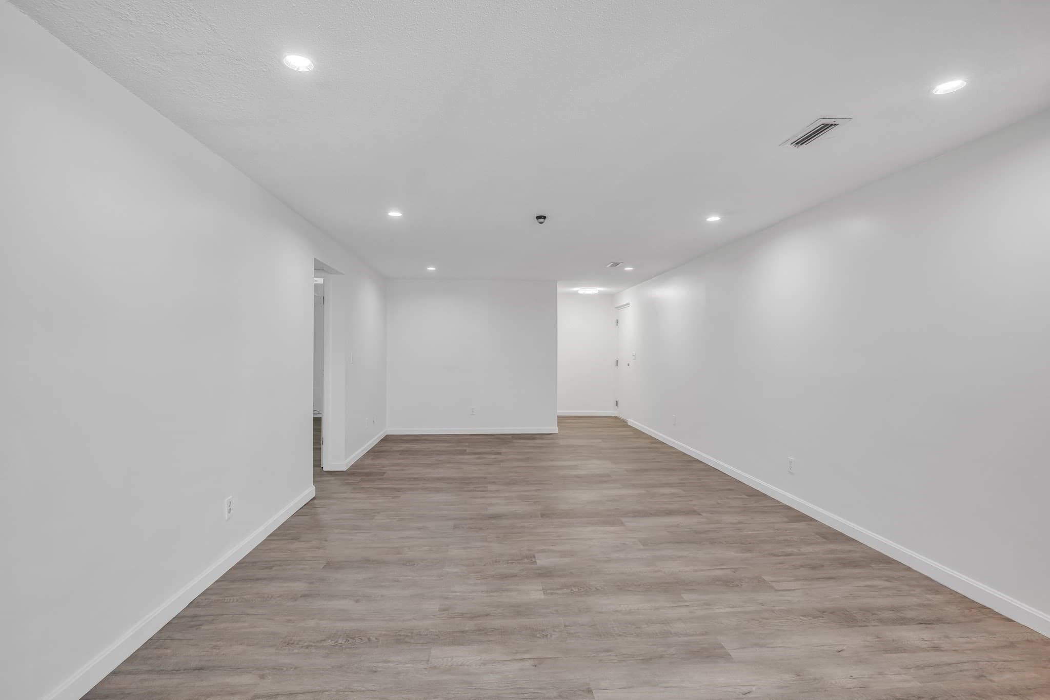 Condominium at 20 Brian Dr, Stoughton MA 02072, Stoughton, photo 13 of 21