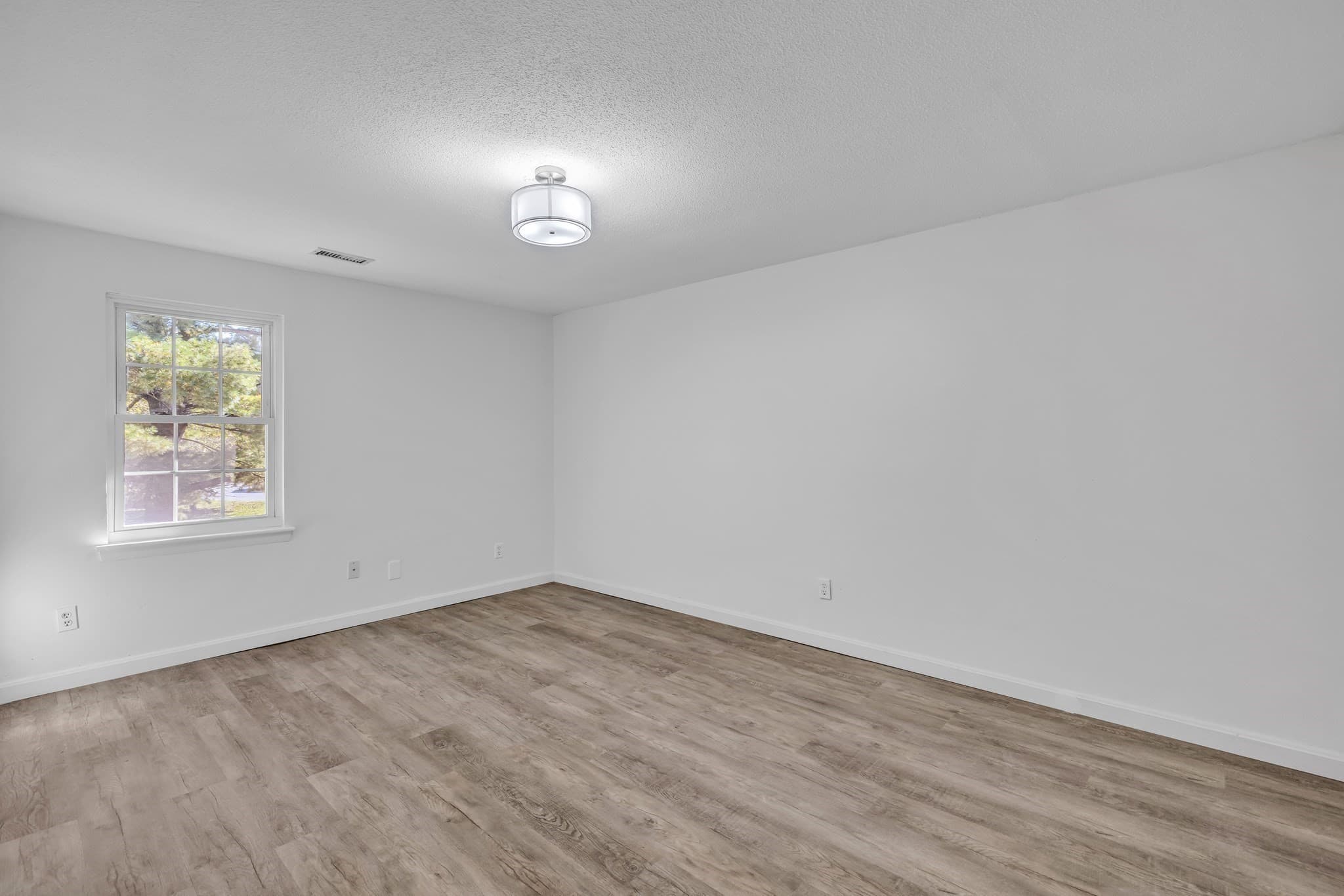 Condominium at 20 Brian Dr, Stoughton MA 02072, Stoughton, photo 15 of 21