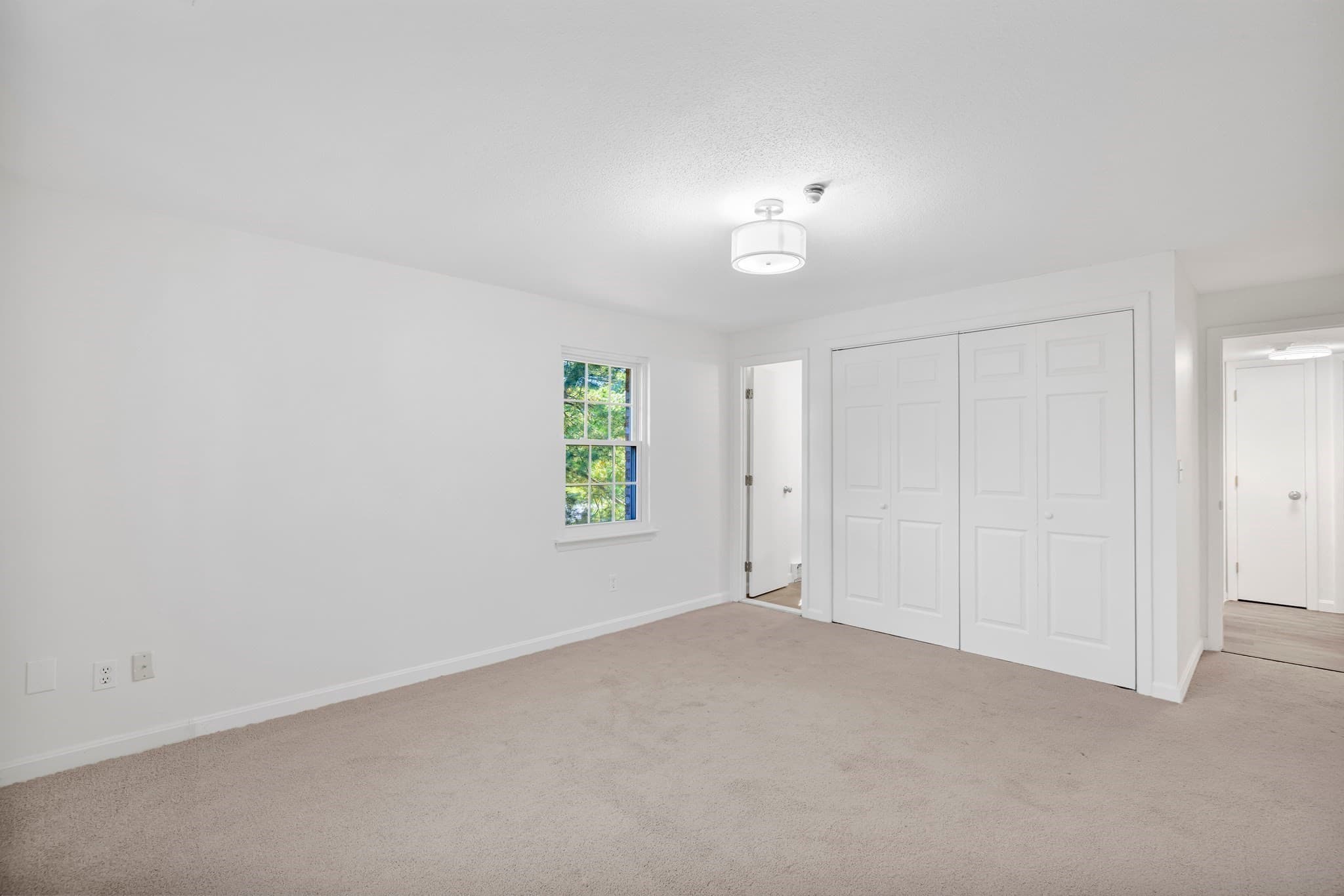 Condominium at 20 Brian Dr, Stoughton MA 02072, Stoughton, photo 11 of 21