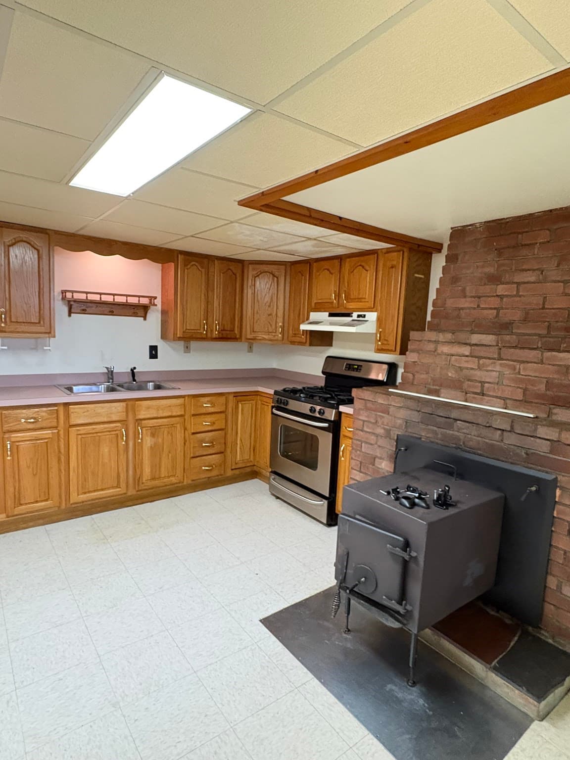 Single Family Residence at 175 Dana Ave, Worcester MA 01604, Worcester, photo 15 of 23