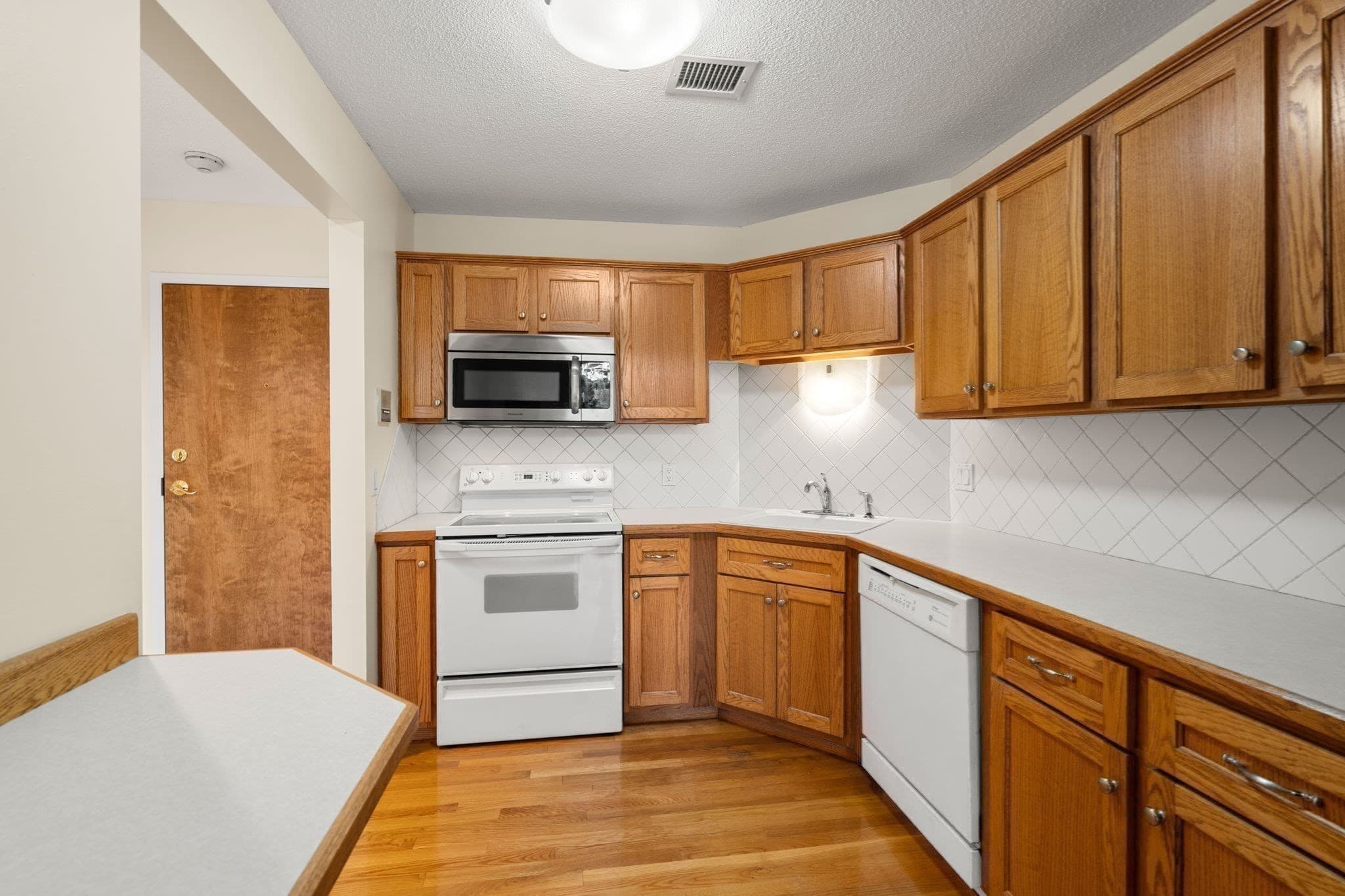 Condominium at 51 Pettee # 34, Newton MA 02464, Newton, photo 7 of 27