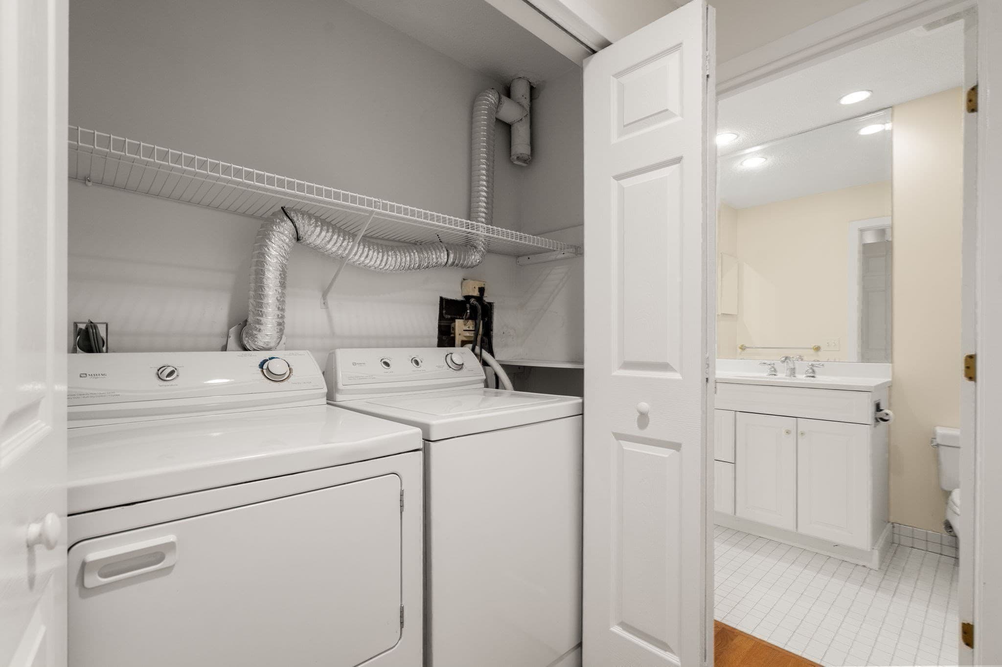 Condominium at 51 Pettee # 34, Newton MA 02464, Newton, photo 10 of 27