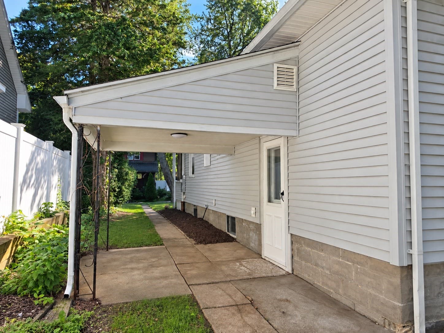 Single Family Residence at 53 Camden Street, South Hadley MA 01075, South Hadley, photo 41 of 42