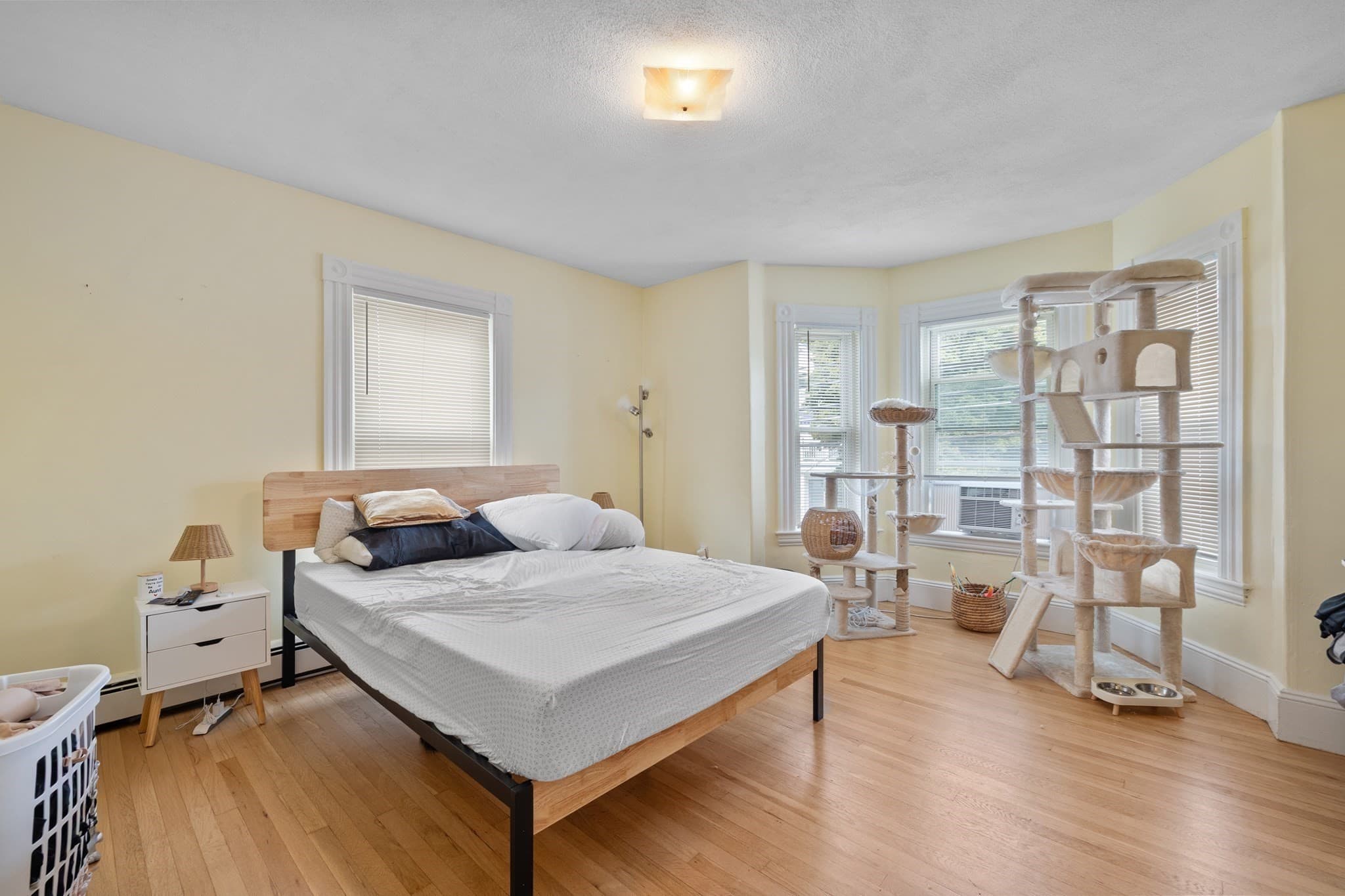 3 Family at 280-282 River Street, Waltham MA 02453, Waltham, photo 16 of 25