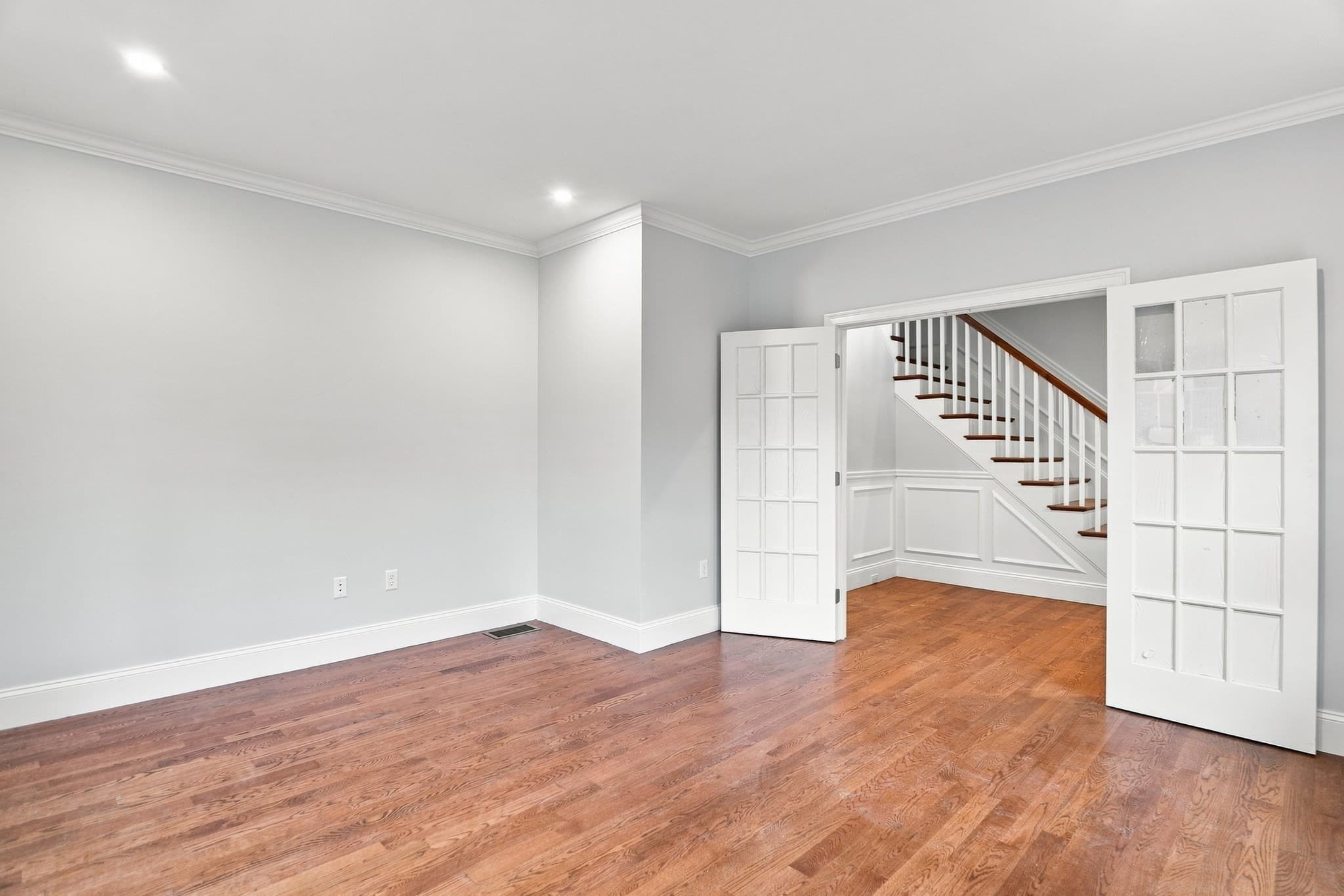 Single Family Residence at 17 Winter Road Extension, Woburn MA 01801, Woburn, photo 6 of 42