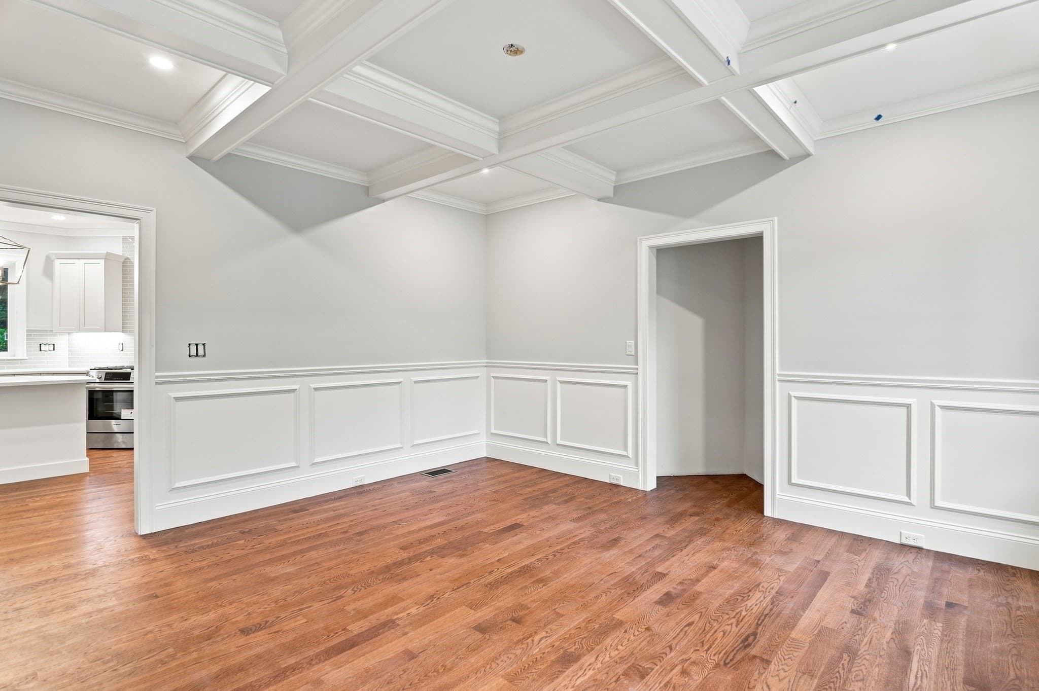 Single Family Residence at 17 Winter Road Extension, Woburn MA 01801, Woburn, photo 9 of 42