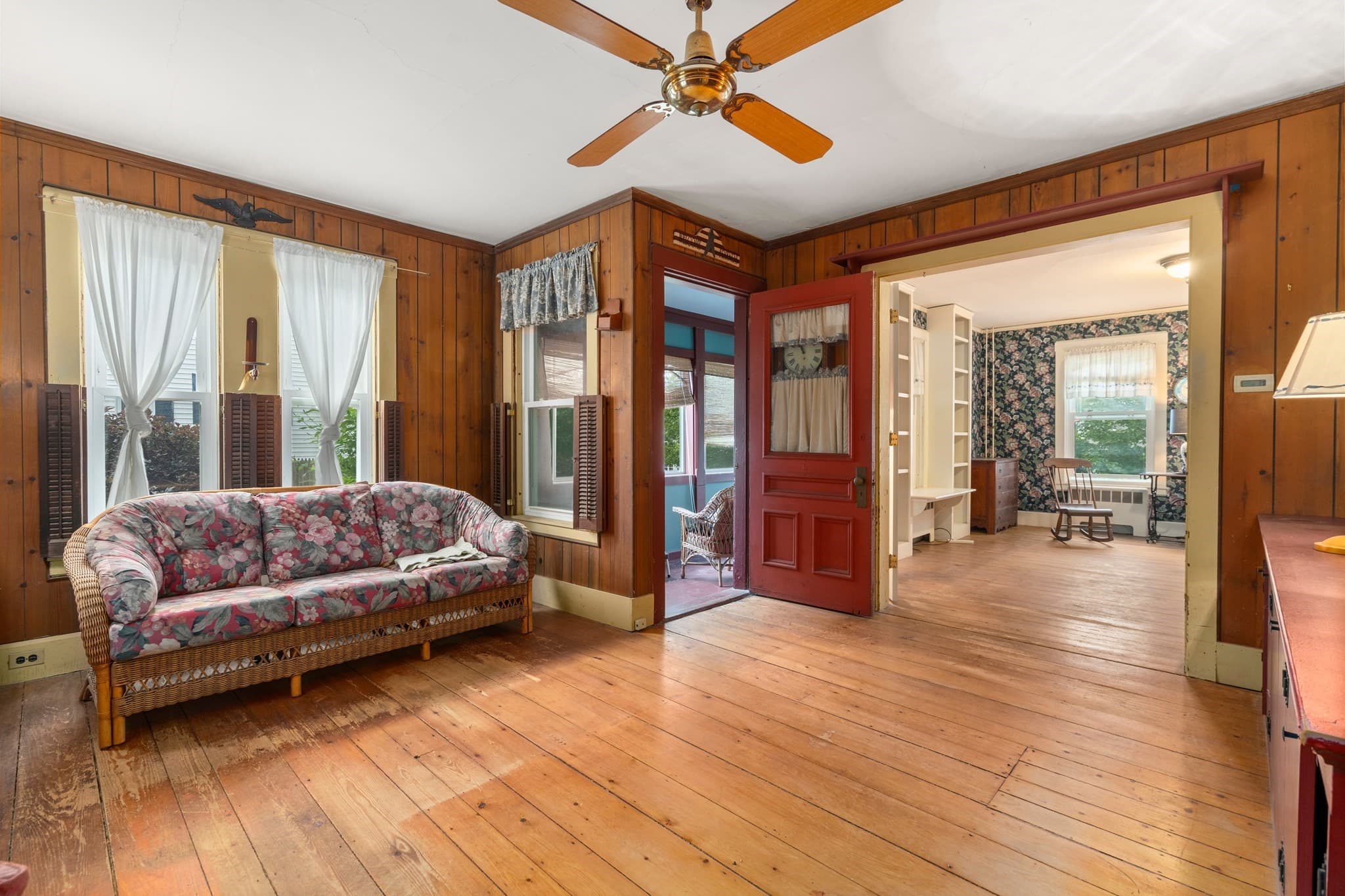 Single Family Residence at 35 Dutcher St, Hopedale MA 01747, Hopedale, photo 6 of 22