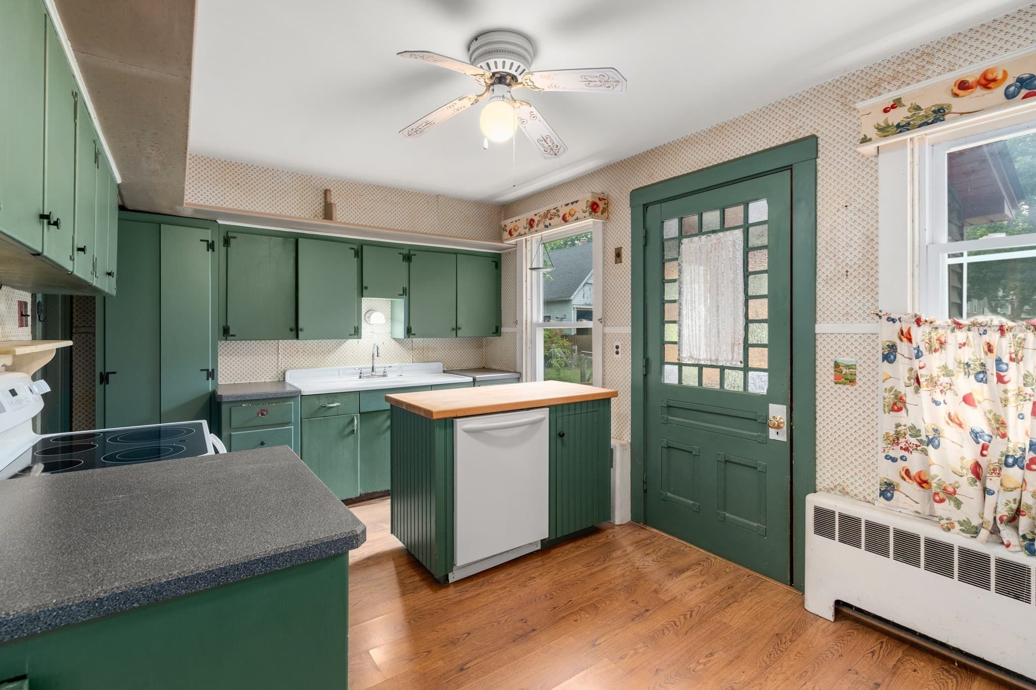 Single Family Residence at 35 Dutcher St, Hopedale MA 01747, Hopedale, photo 10 of 22