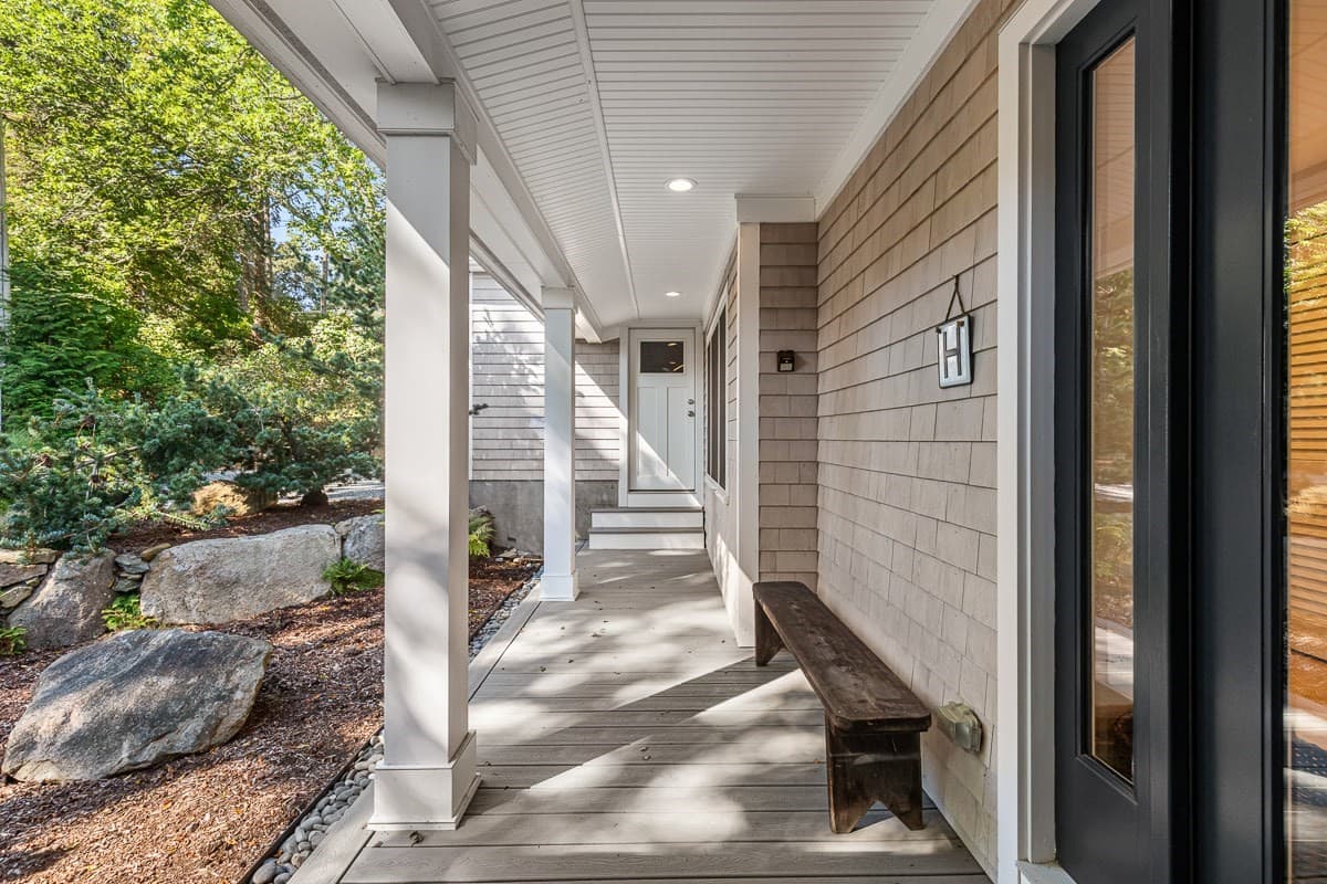 Single Family Residence at 1380H Drift Road, Westport MA 02790, photo 5 of 42