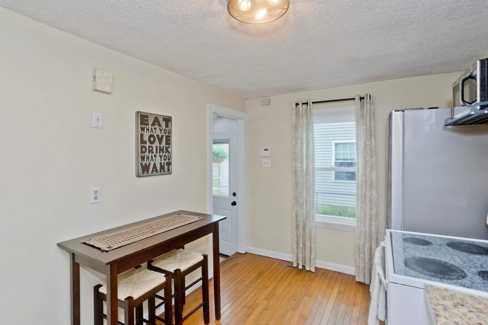 Single Family Residence at 143 Winton St, Springfield MA 01118, Springfield, photo 11 of 39