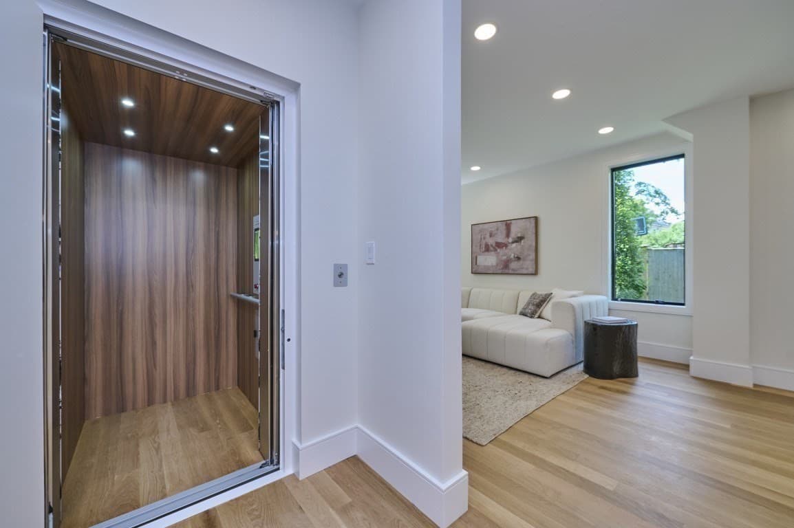 Condominium at 125 Fuller # 125, Brookline MA 02446, Brookline, photo 3 of 41