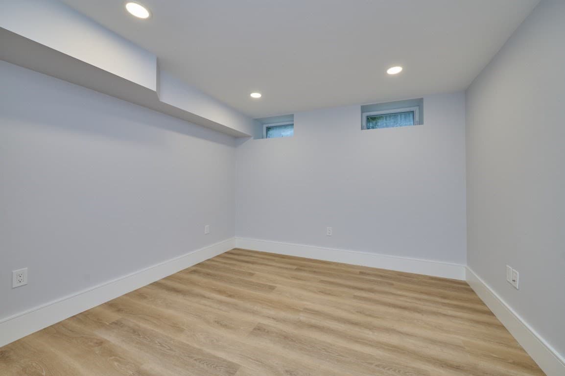Condominium at 125 Fuller # 125, Brookline MA 02446, Brookline, photo 34 of 41