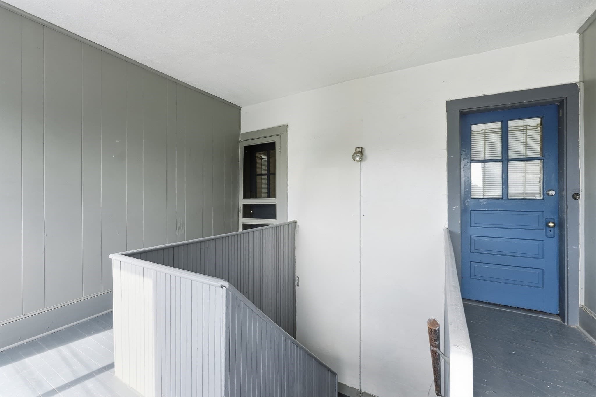 5-9 Family at 17 Fairbanks St, Worcester MA 01610, Worcester, photo 23 of 42