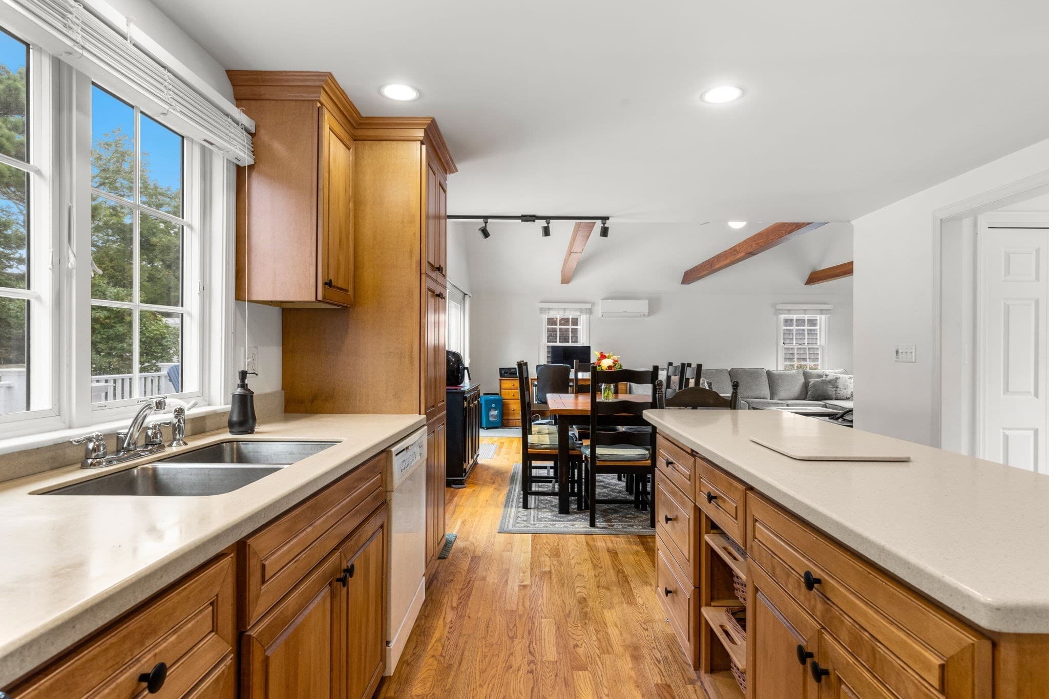 Single Family Residence at 122 Forest Beach Rd, Chatham MA 02659, Chatham, photo 10 of 31