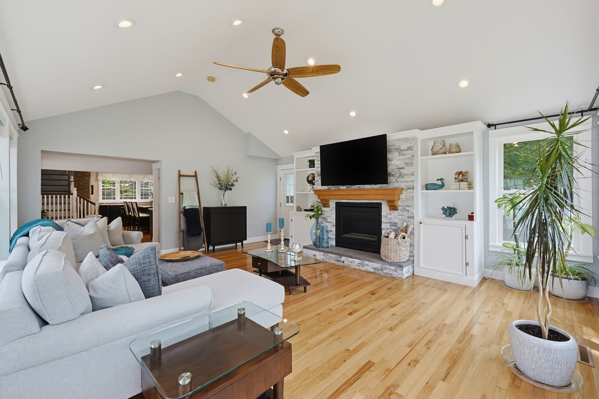 Single Family Residence at 38 Dexter Ave., Seekonk MA 02771, Seekonk, photo 5 of 41