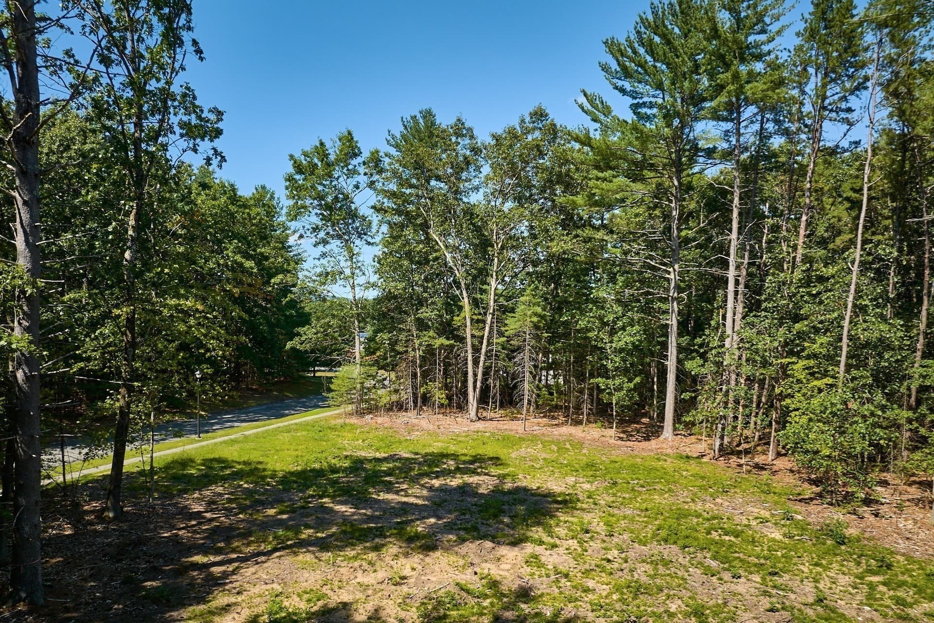 Residential at 130 Woodland Drive, Northampton MA 01062, photo 9 of 15