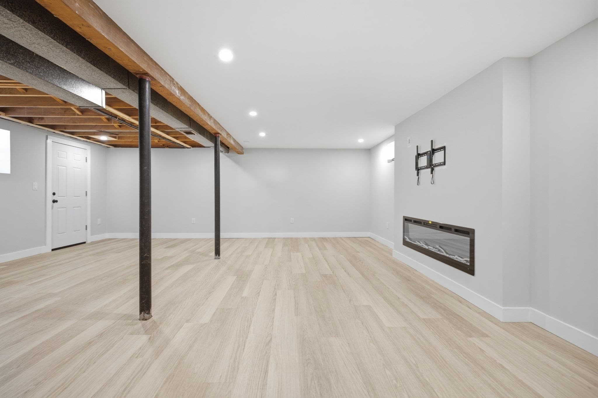 Single Family Residence at 53 Skilton Lane, Burlington MA 01803, Burlington, photo 16 of 25