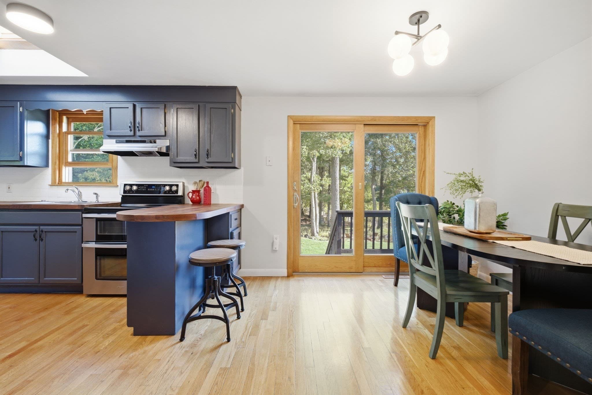 Single Family Residence at 53 Skilton Lane, Burlington MA 01803, Burlington, photo 4 of 25
