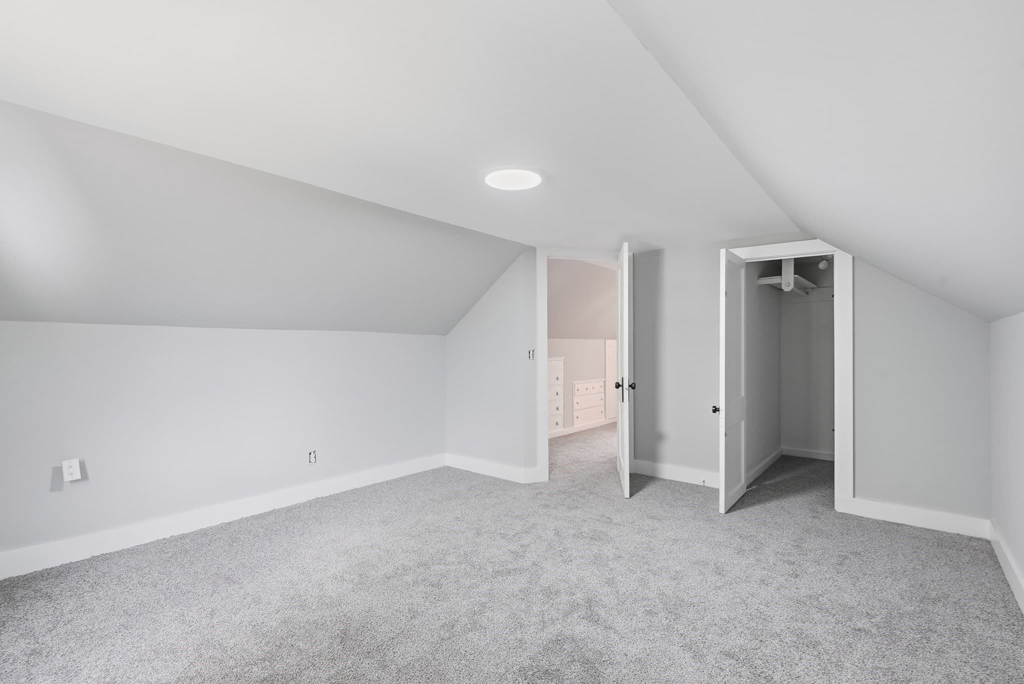 Single Family Residence at 128 Wilber St, Springfield MA 01104, Springfield, photo 22 of 29