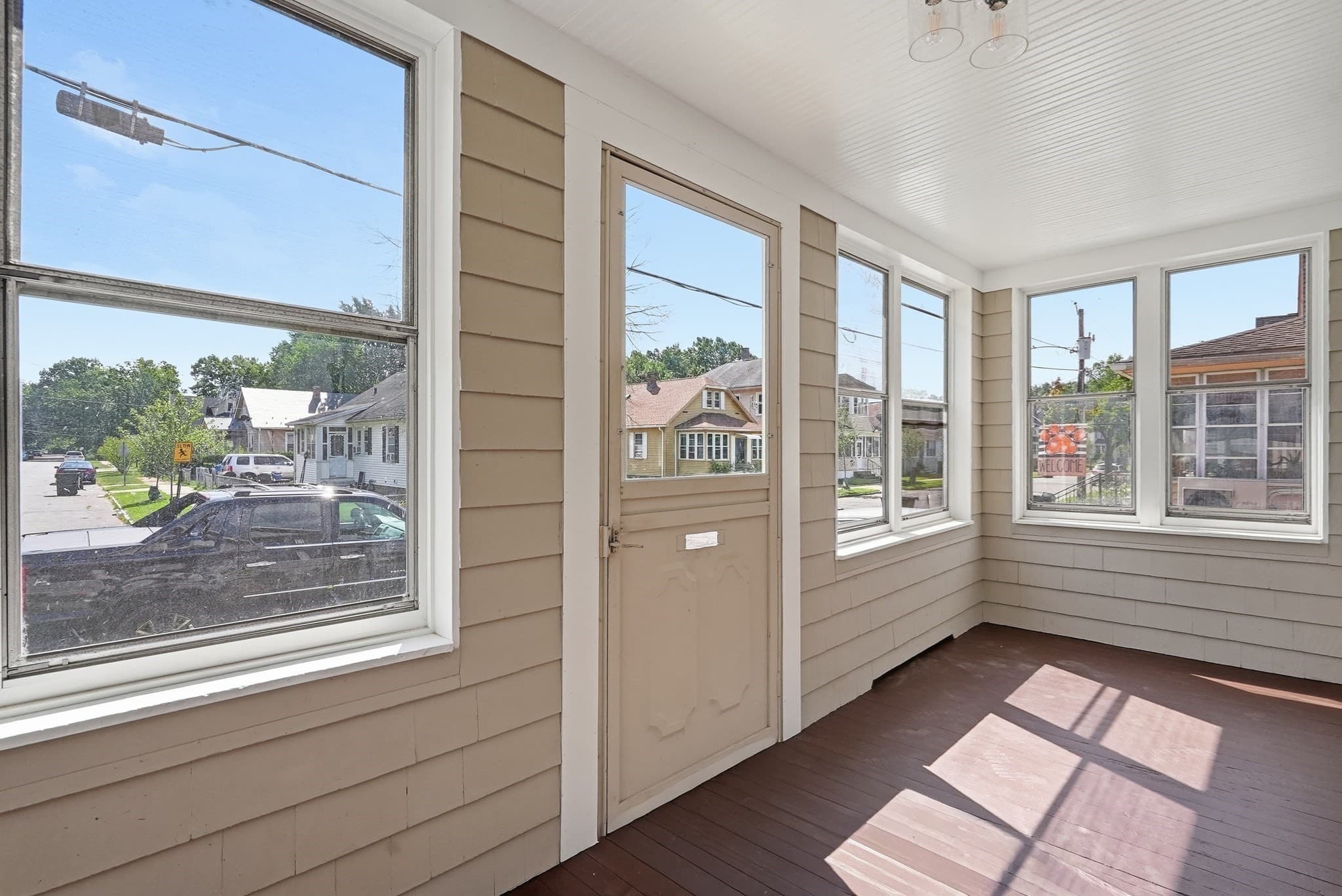 Single Family Residence at 128 Wilber St, Springfield MA 01104, Springfield, photo 5 of 29