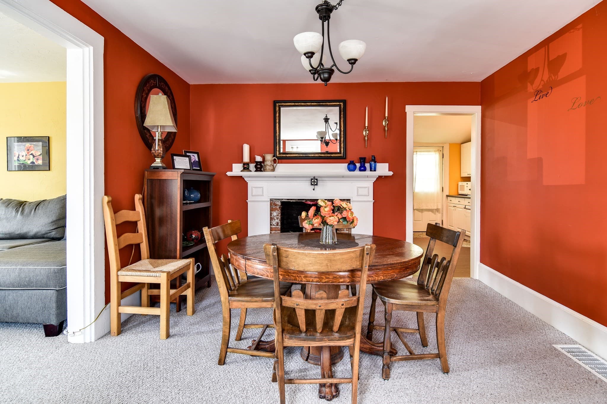 Condominium at 22 Chestnut Street # 22, Framingham MA 01701, Framingham, photo 5 of 23